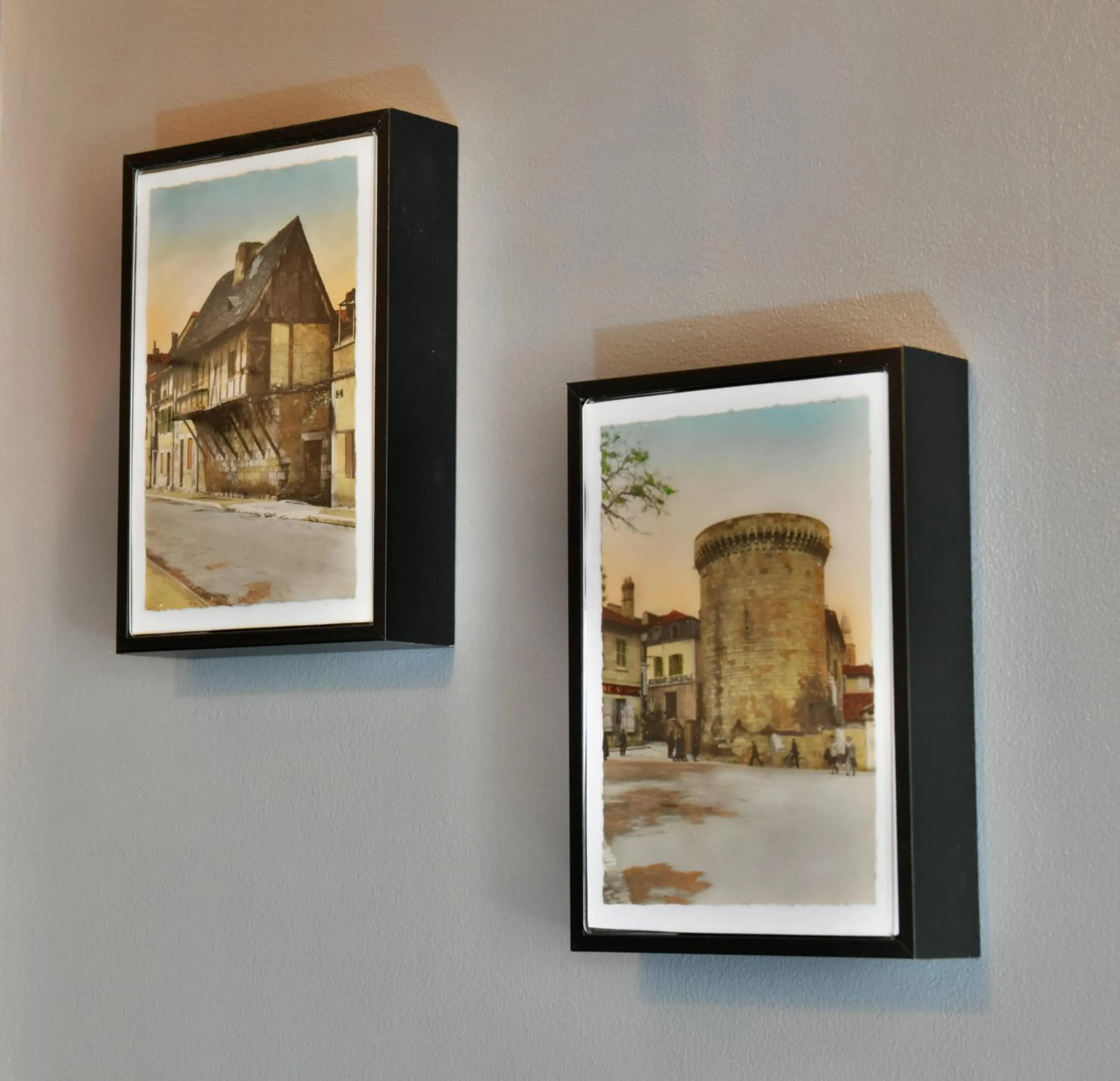 Decorative detail in Le Mas Des Bories - Grand Perigueux