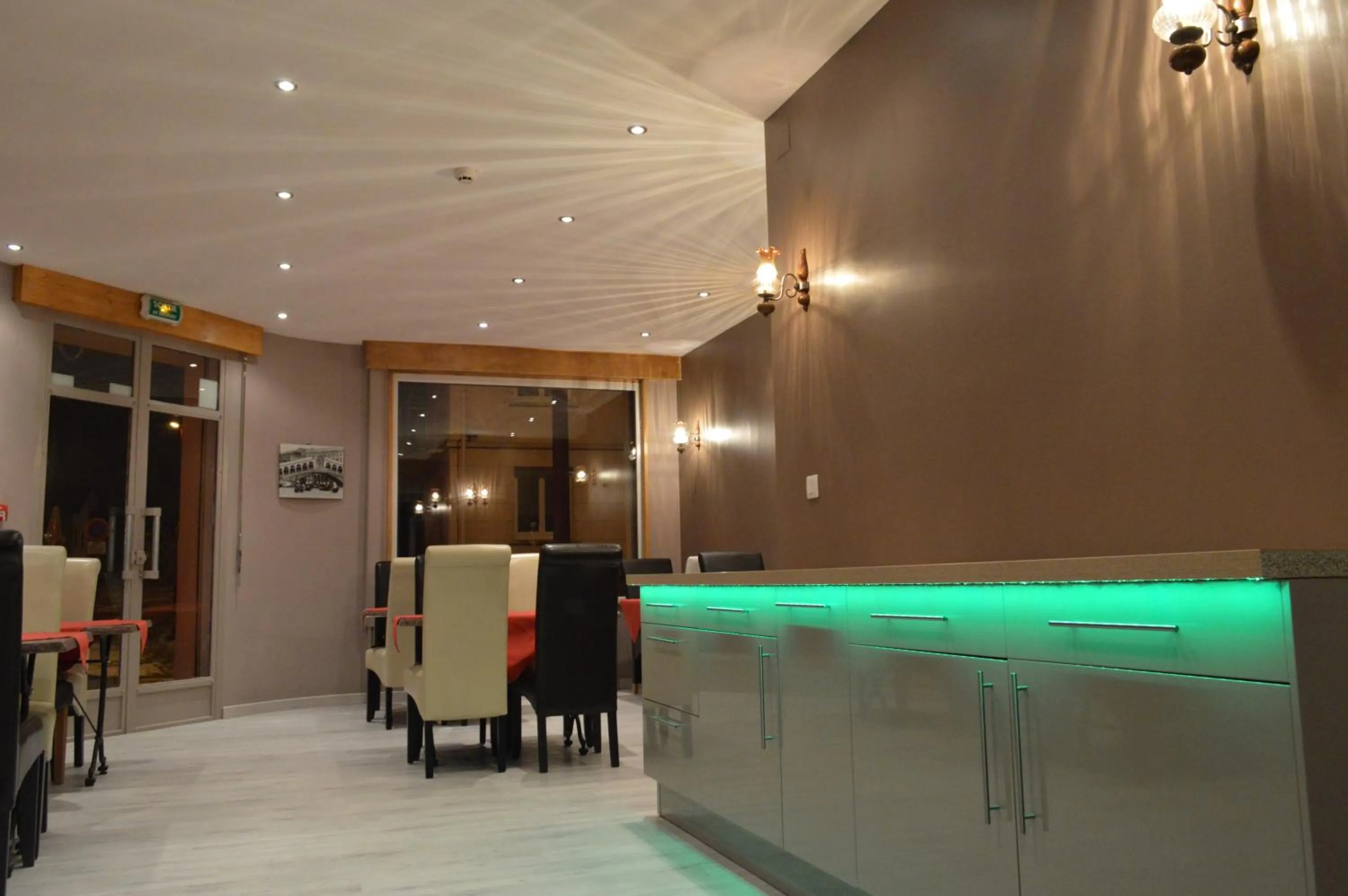 Decorative detail in Hôtel Timgad