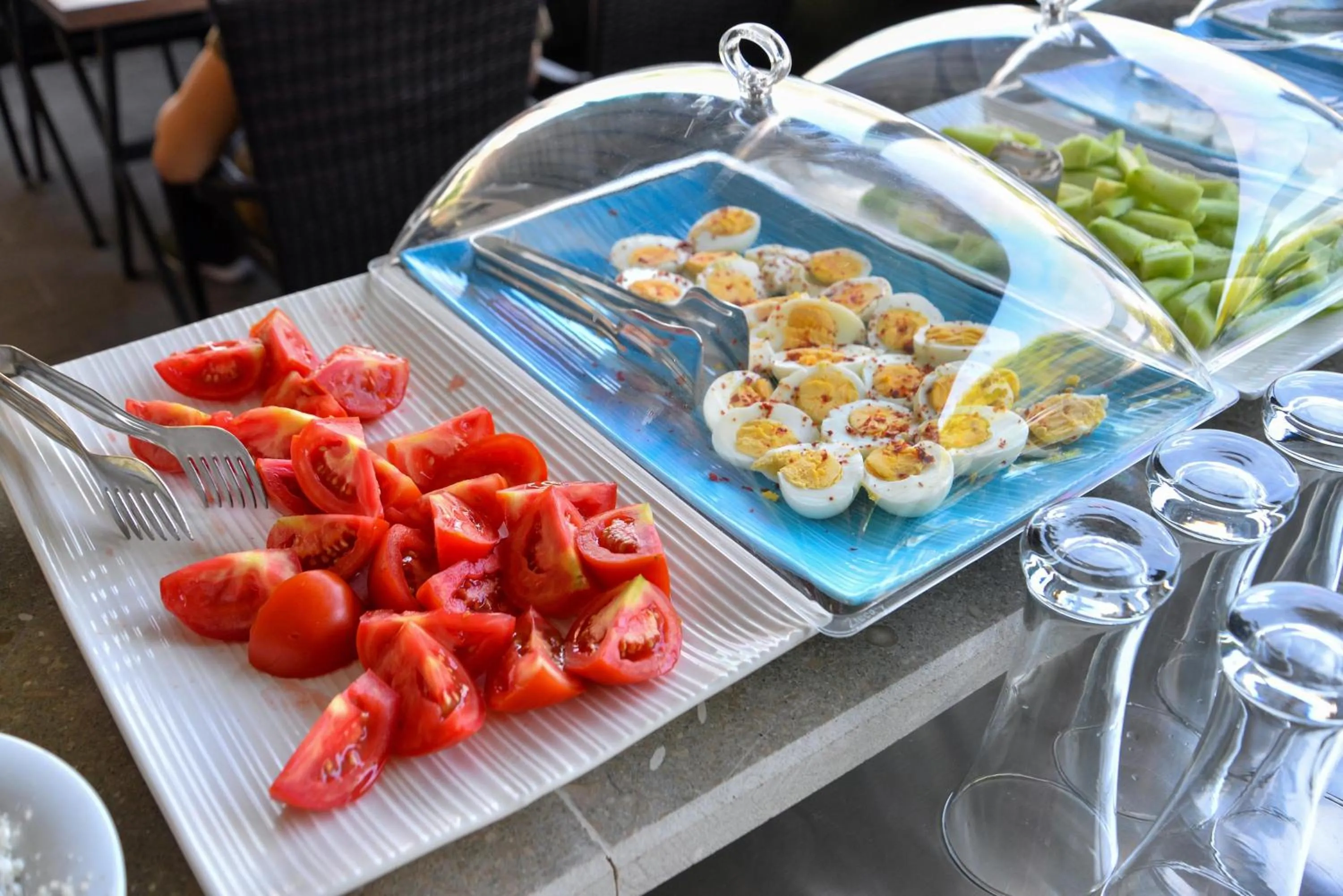 Restaurant/places to eat in Lidya Hotel