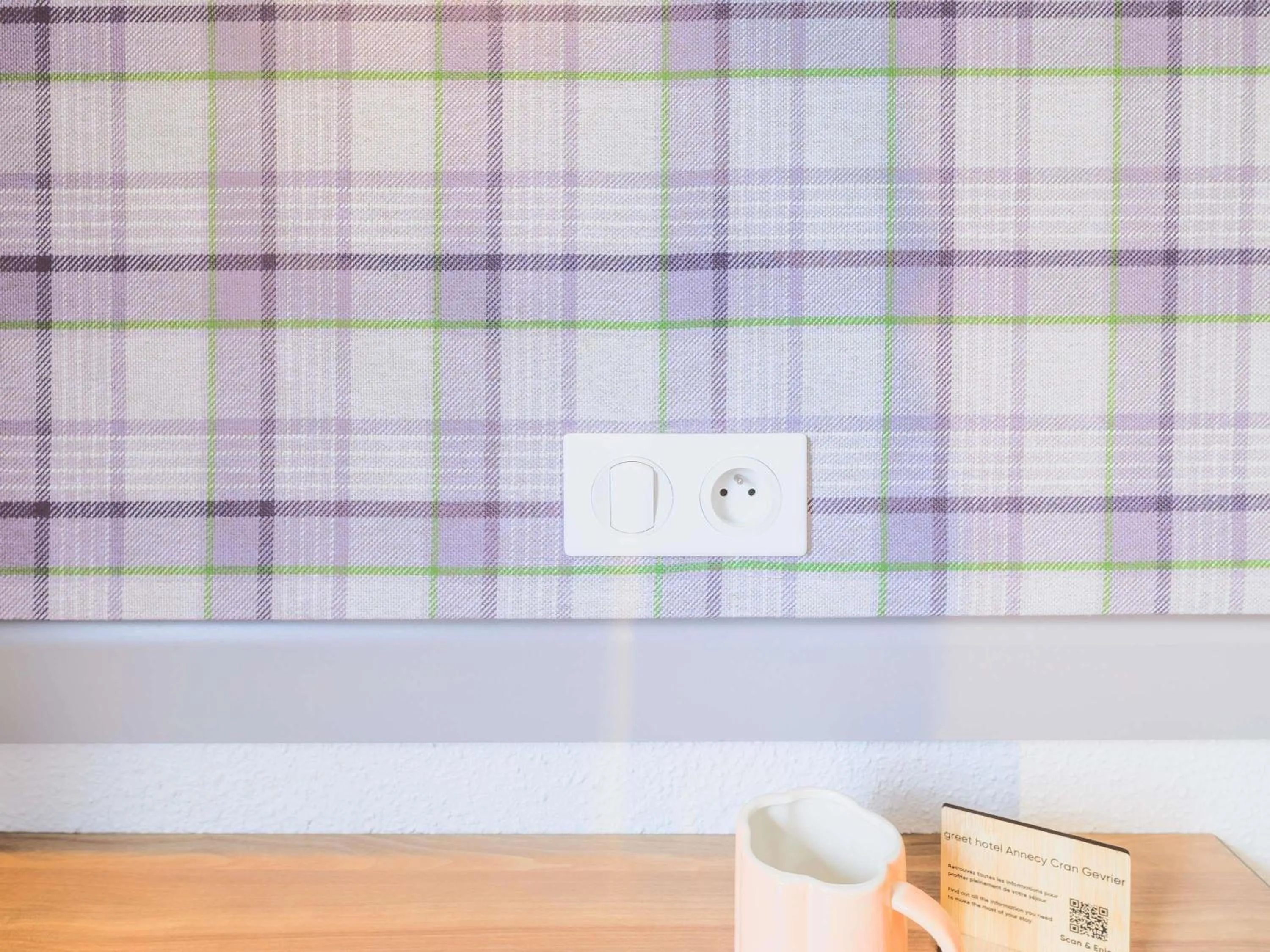 Bedroom in greet hôtel Annecy Cran-Gevrier by Accor