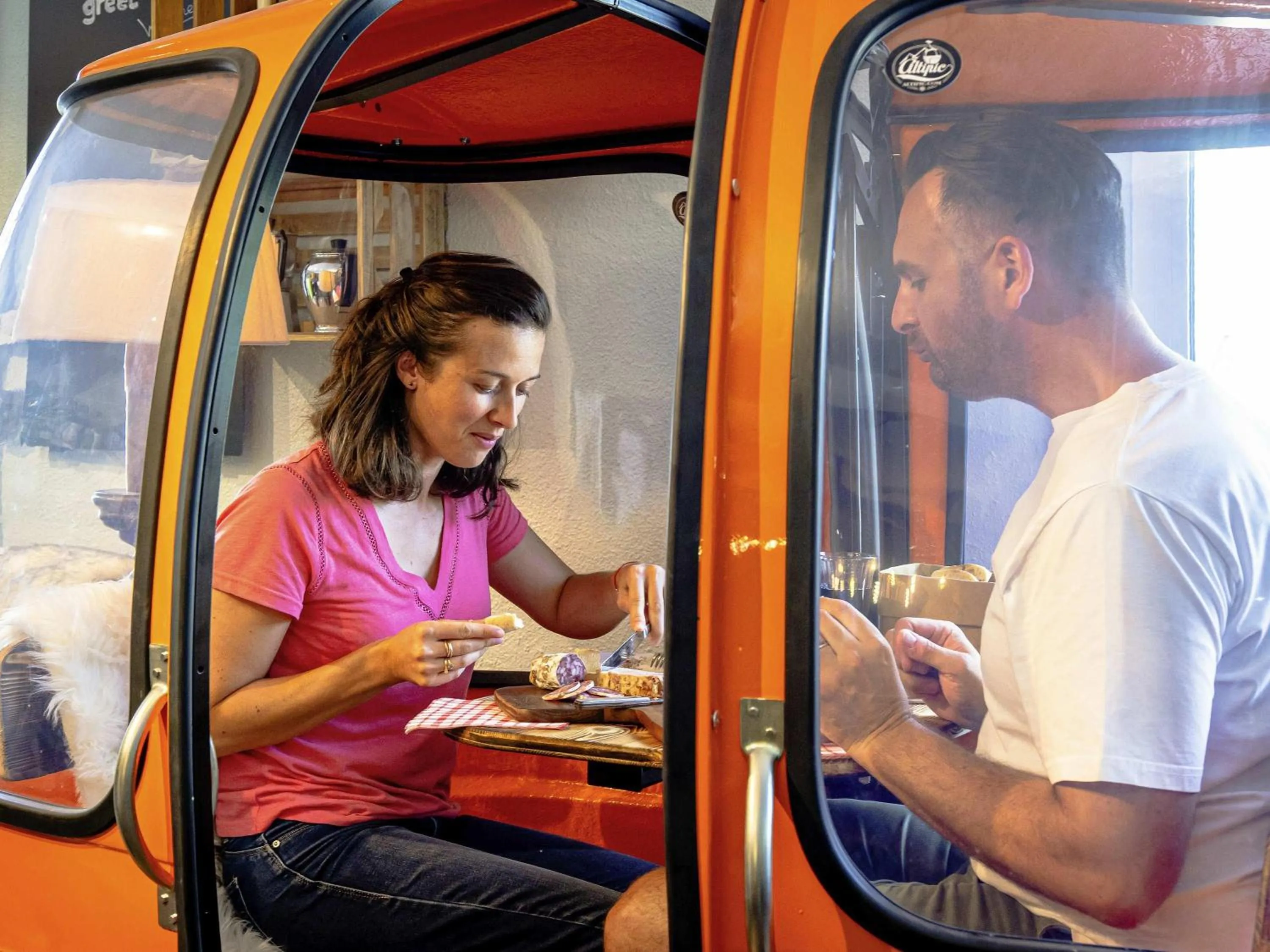 Restaurant/places to eat in greet hôtel Annecy Cran-Gevrier by Accor