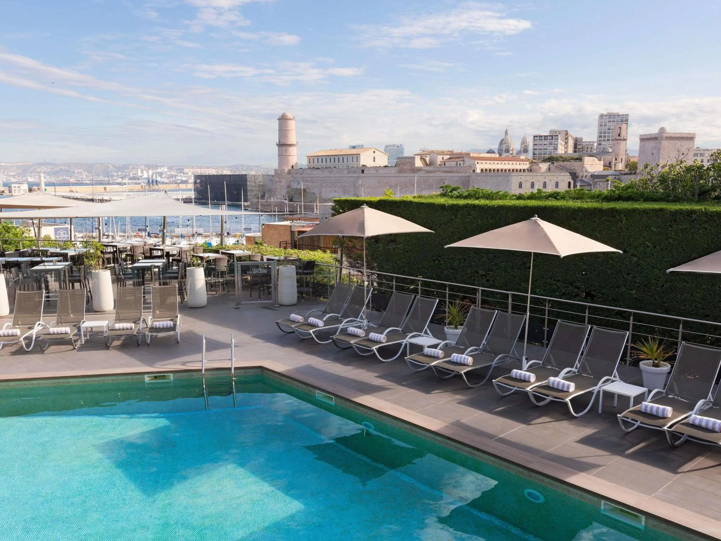 Property building in Novotel Marseille Vieux Port