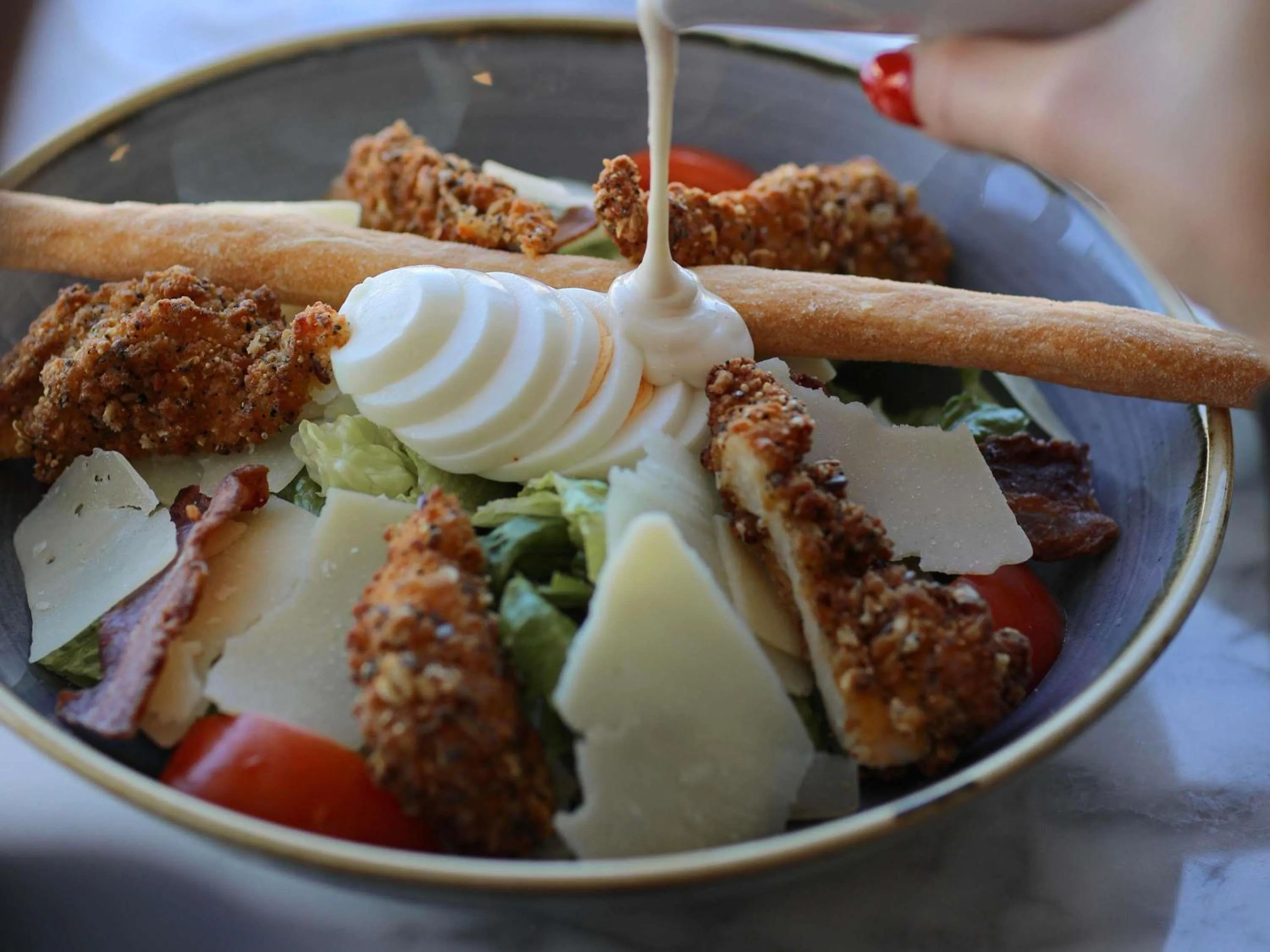 Restaurant/places to eat in Novotel Marseille Vieux Port