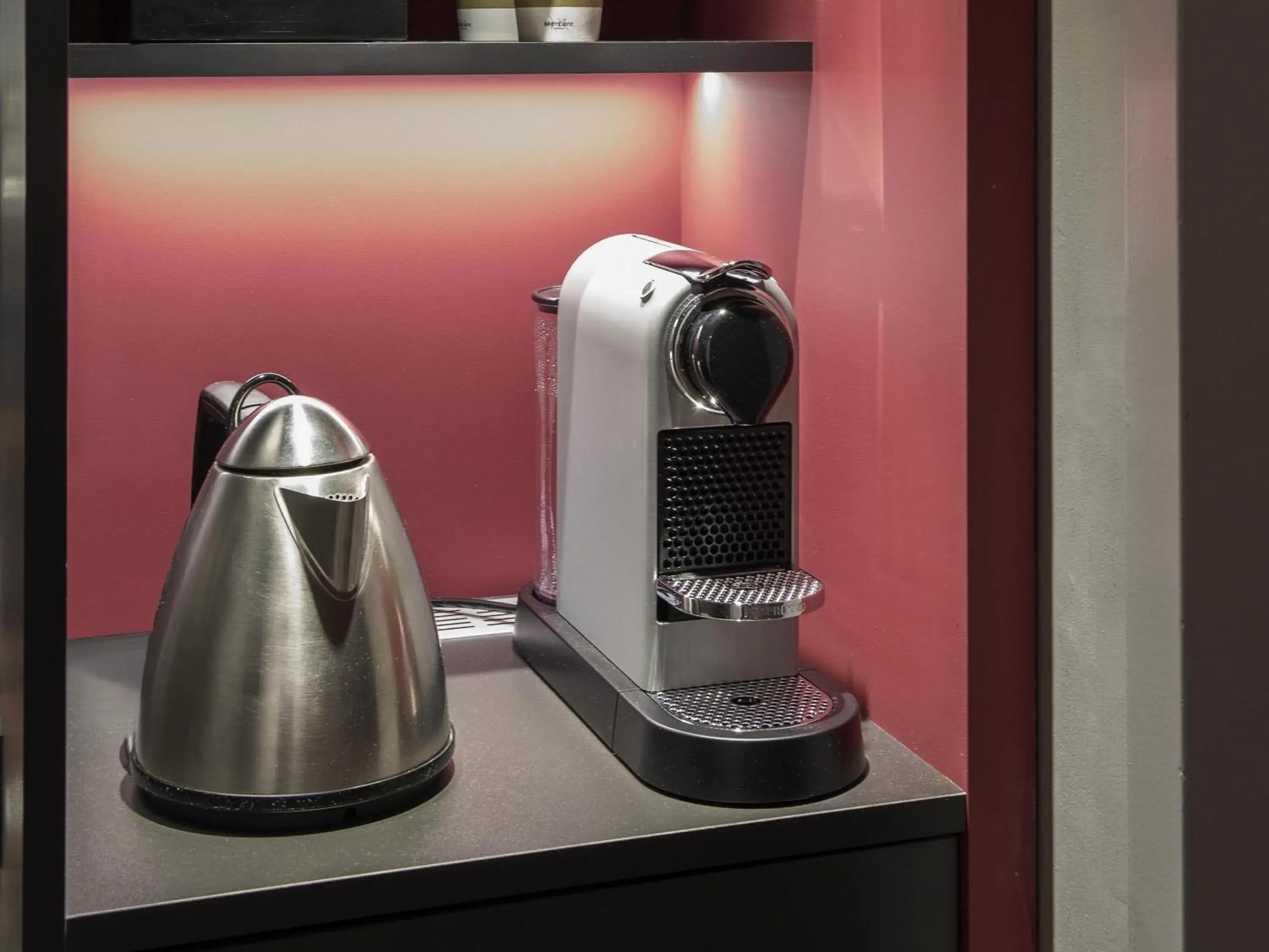 Superior Room with Chaise Longue in Mercure Lyon Charbonnières Superior Room with Chaise Longue in Mercure Lyon Charbonnières