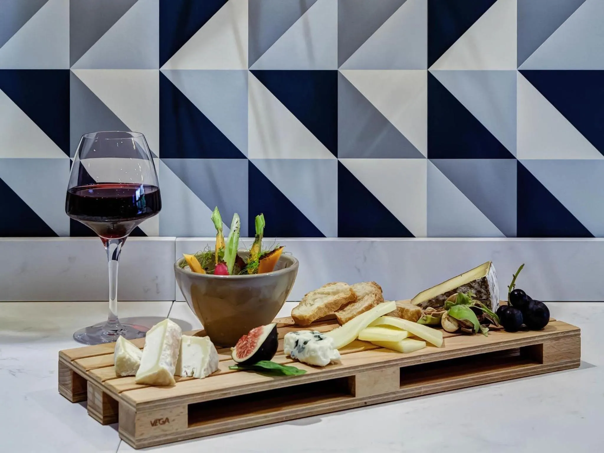 Lounge or bar in Mercure Lyon Charbonnières