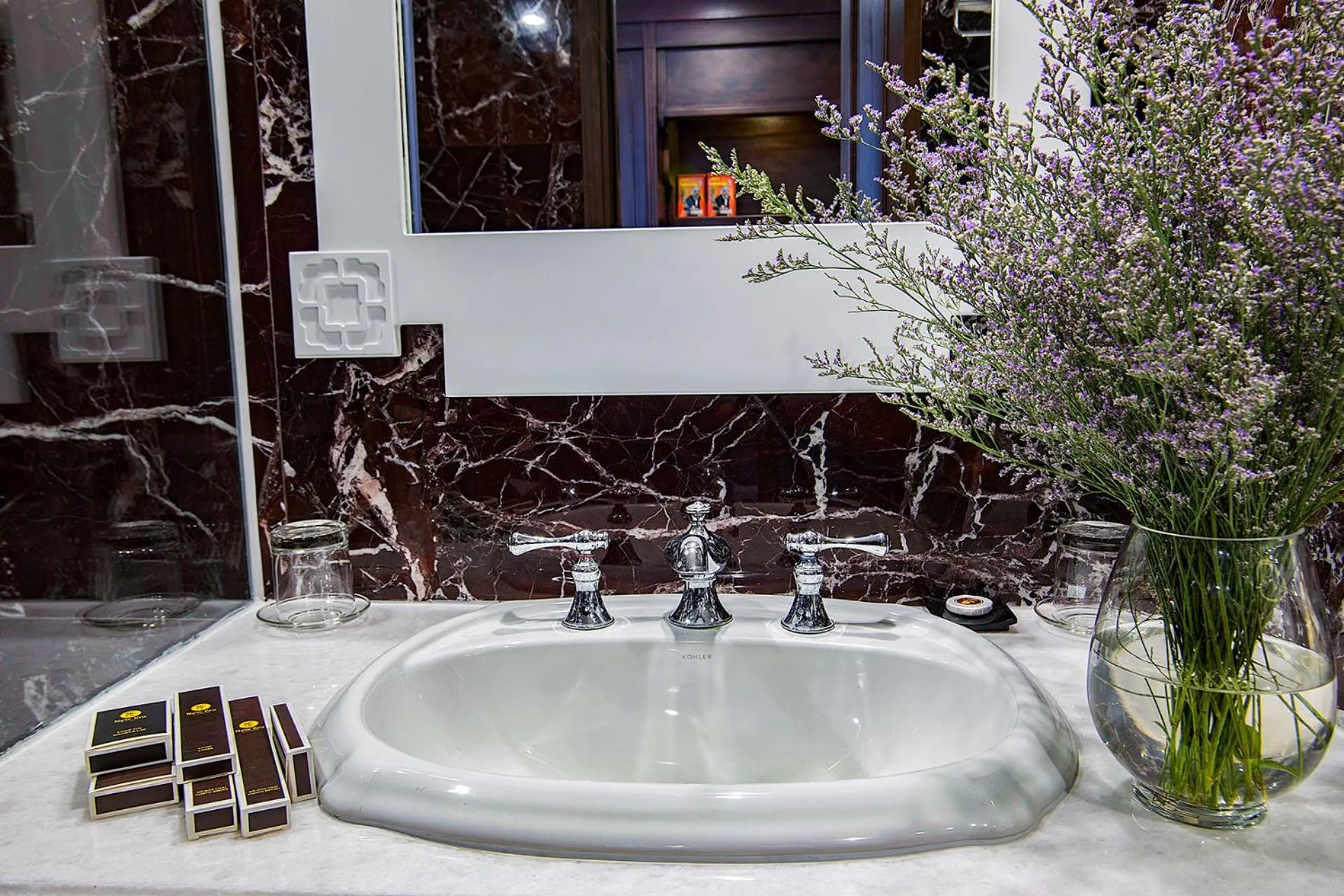 Bathroom in New Era Hotel & Villa