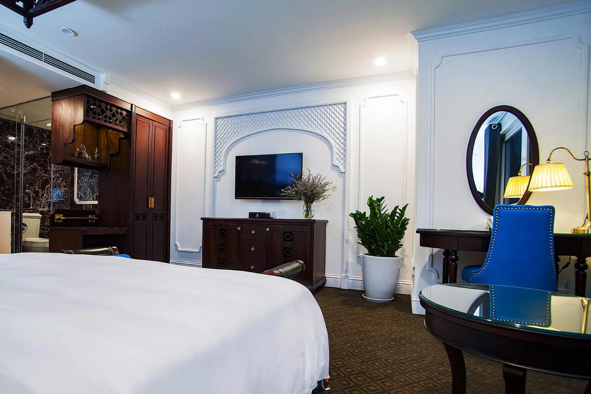 Decorative detail in New Era Hotel & Villa