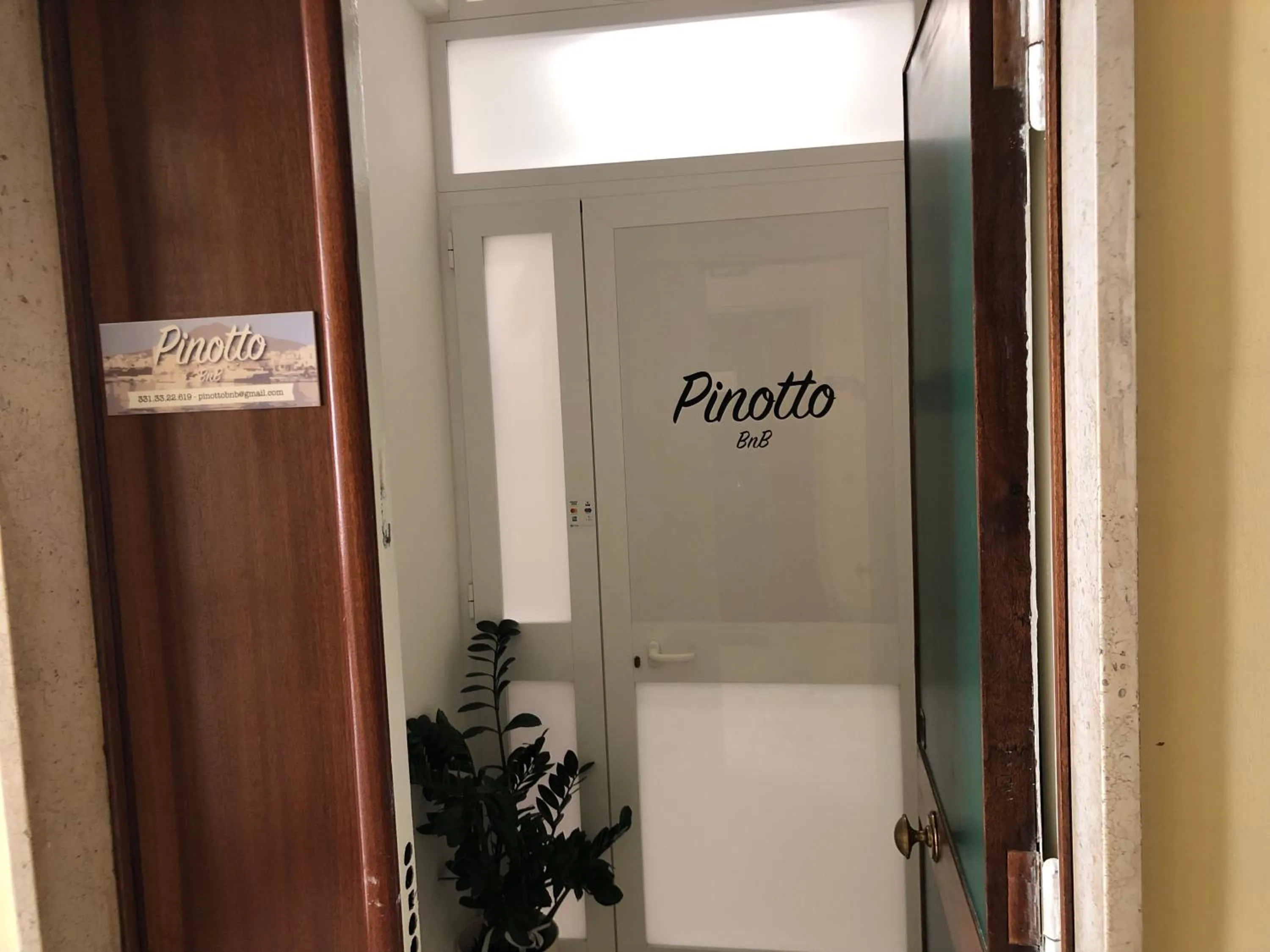 Facade/entrance in PINOTTO BNB