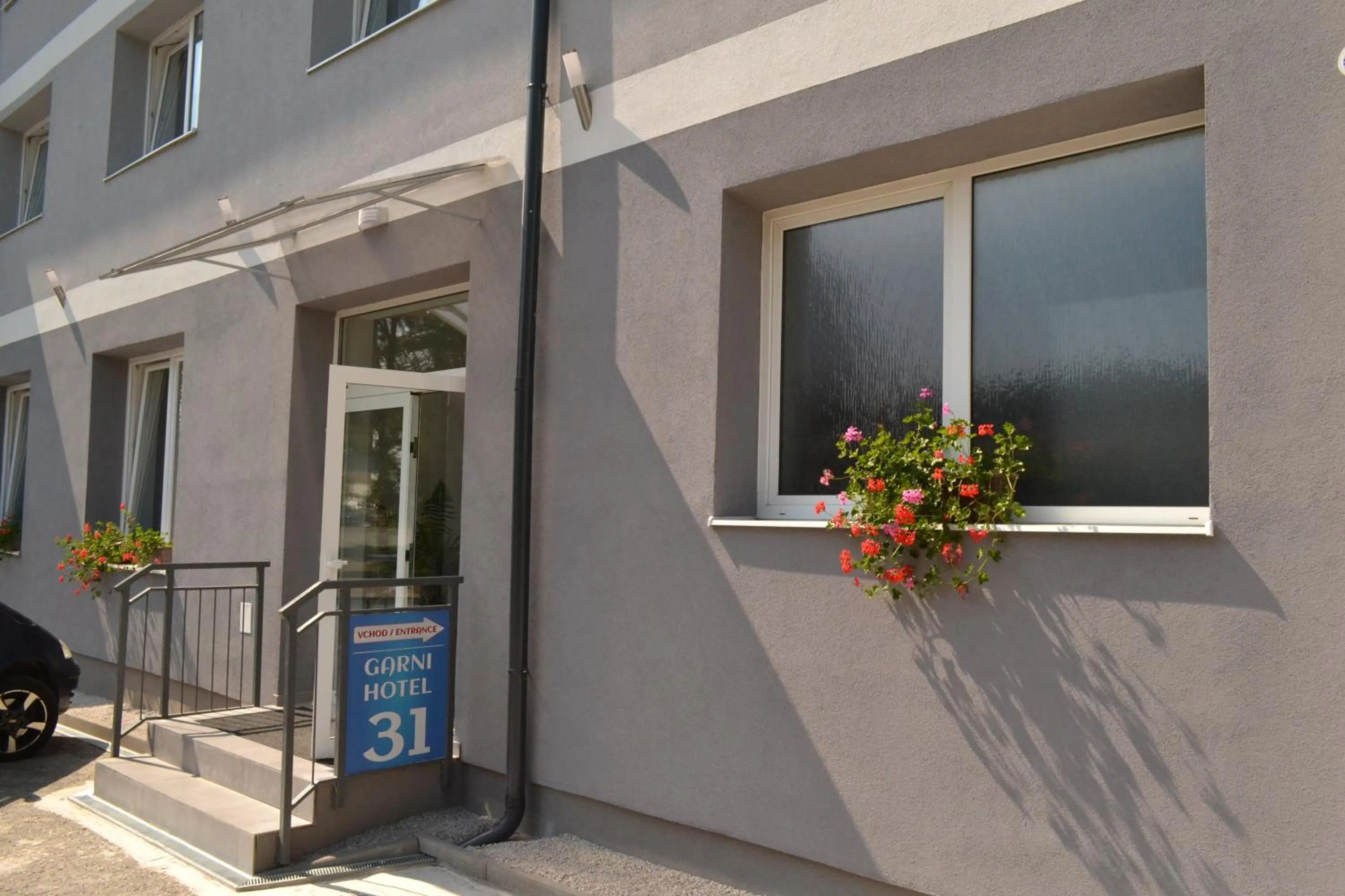 Facade/entrance in Garni Hotel 31