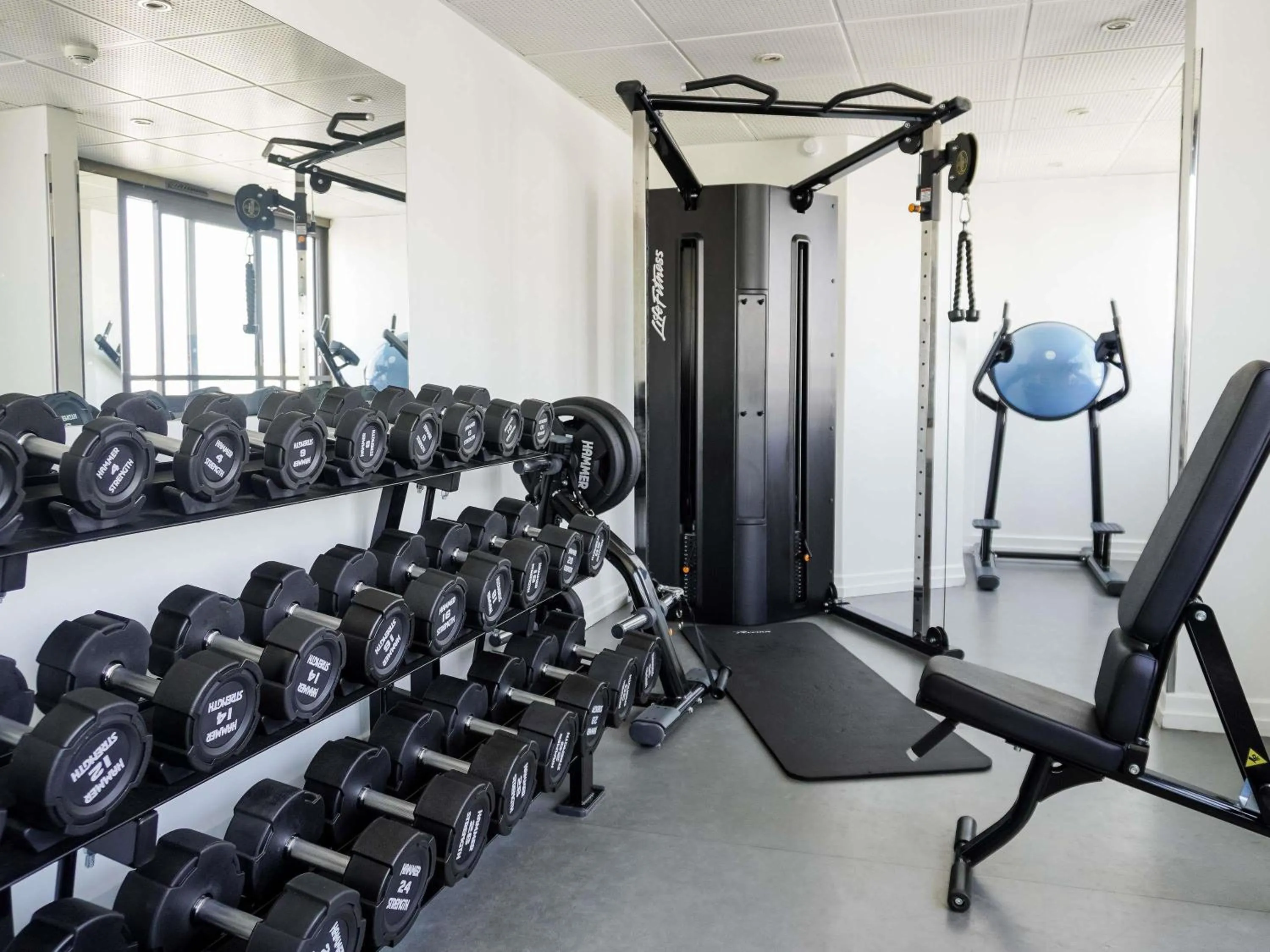 Fitness centre/facilities in Mercure Paris Centre Tour Eiffel