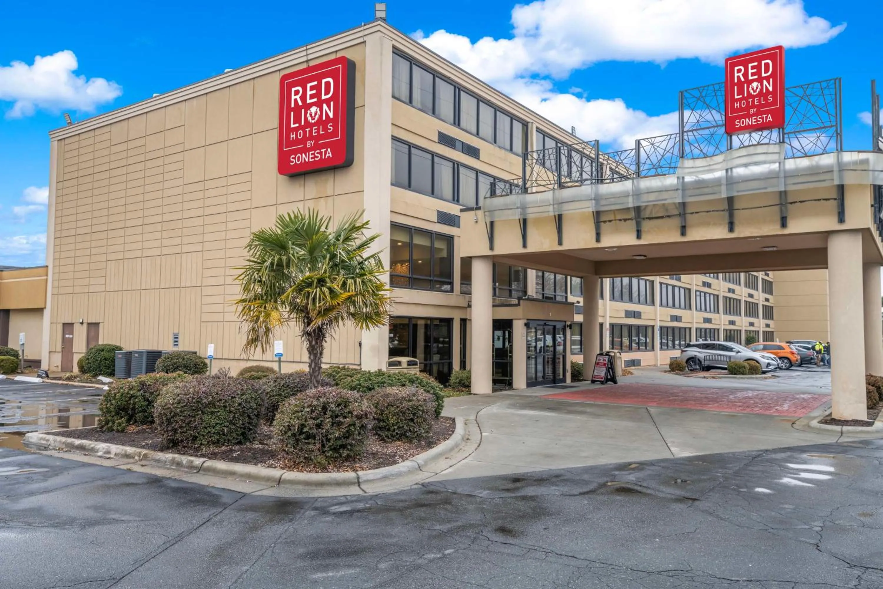 Property building in Red Lion Hotel Charlotte