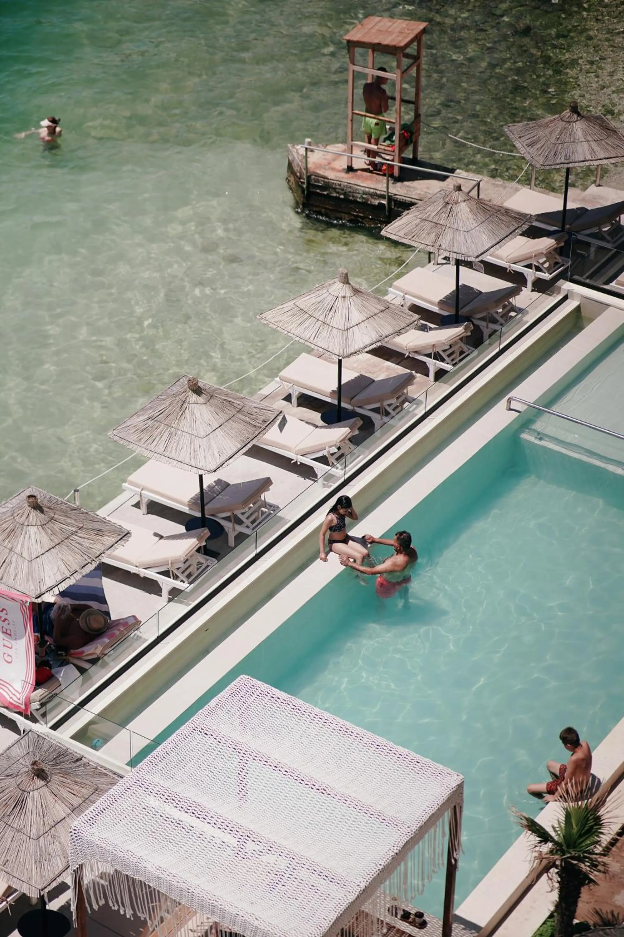 Beach in Hotel Jaroal