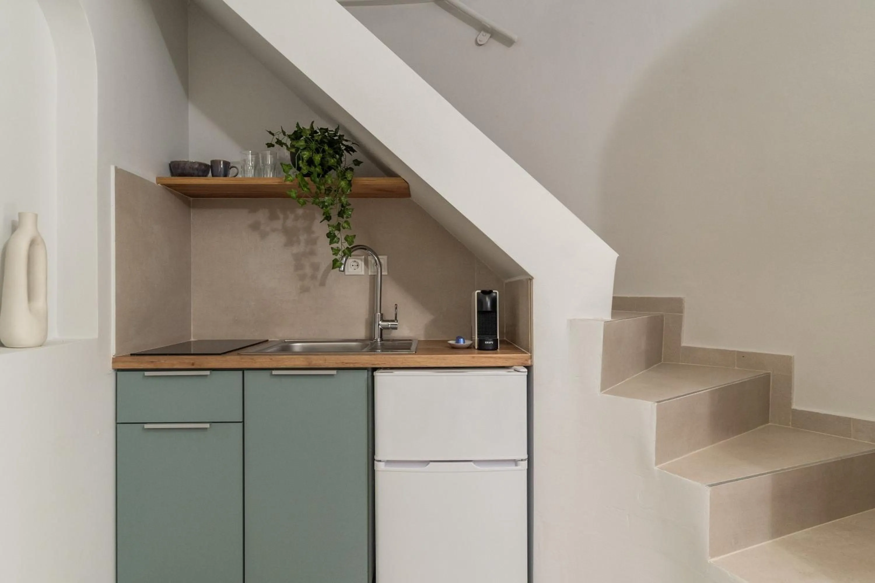 Kitchen or kitchenette in Fata Morgana Studios & Apartments