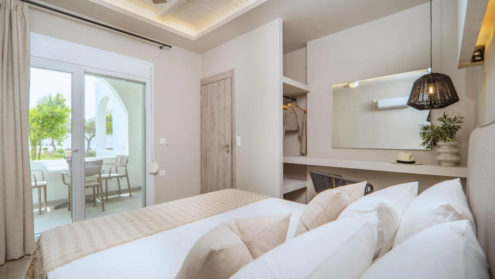 Bed in Fata Morgana Studios & Apartments