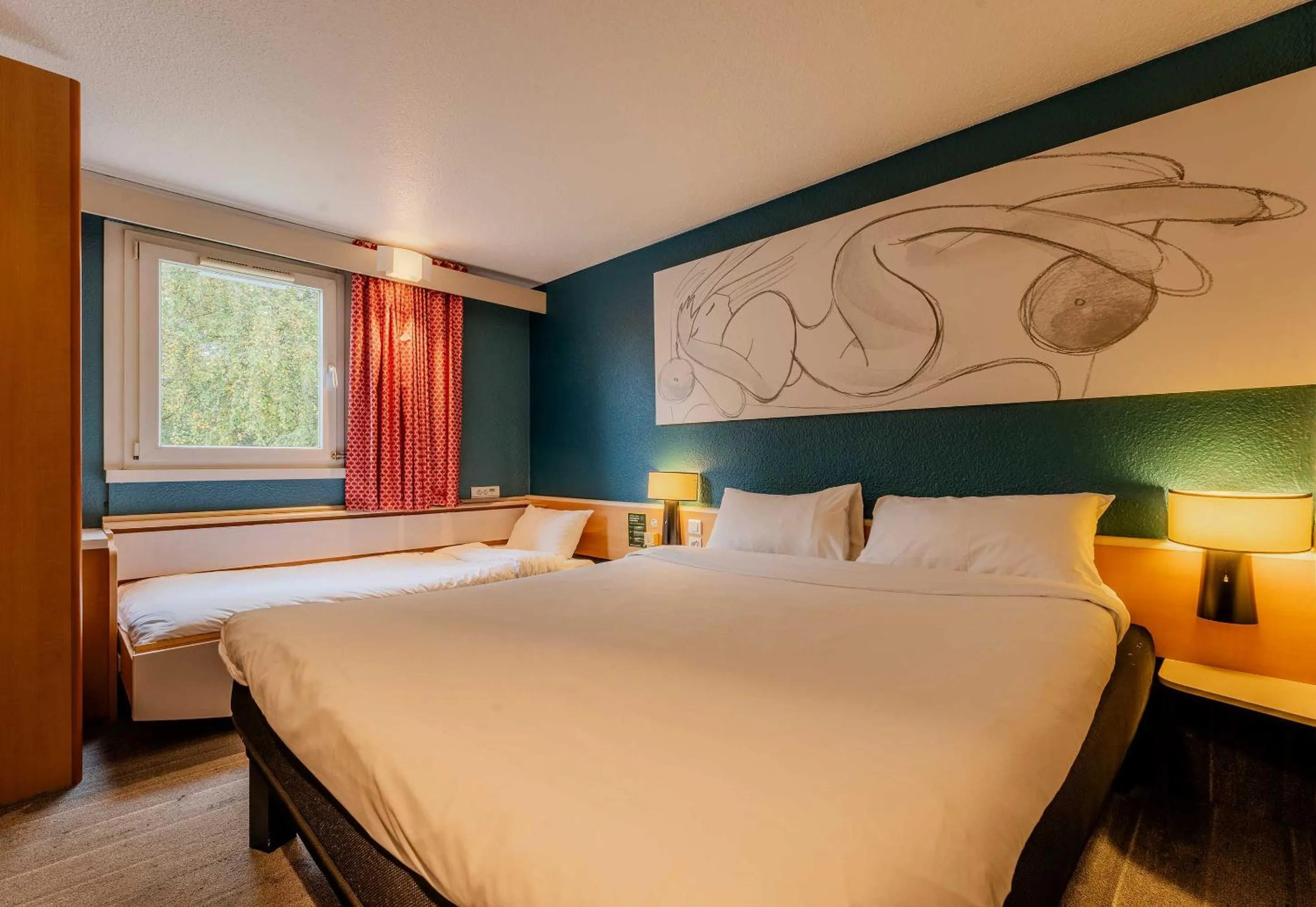 Bedroom, Bed in B&B HOTEL Lille Villeneuve d'Ascq Hôtel de Ville