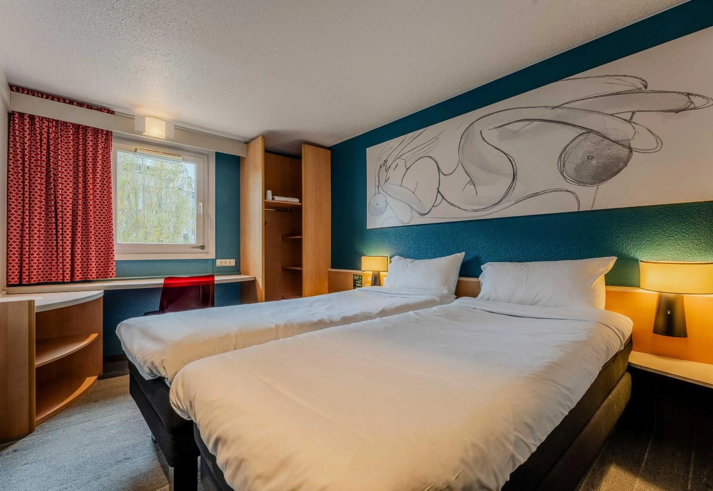 Bedroom, Bed in B&B HOTEL Lille Villeneuve d'Ascq Hôtel de Ville