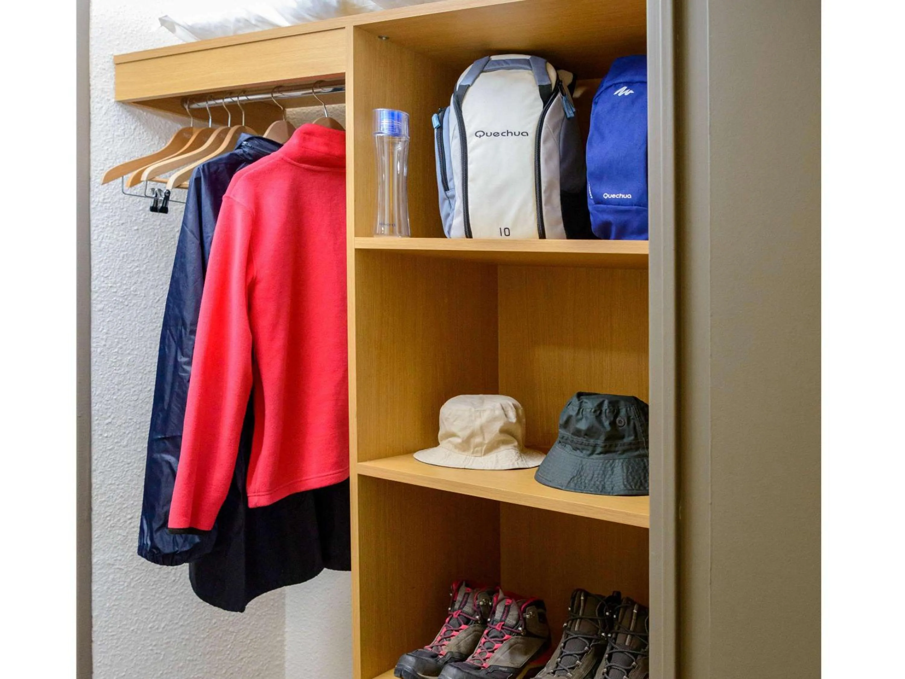 Family Room with Double Bed and Sofa  in Novotel Bayeux