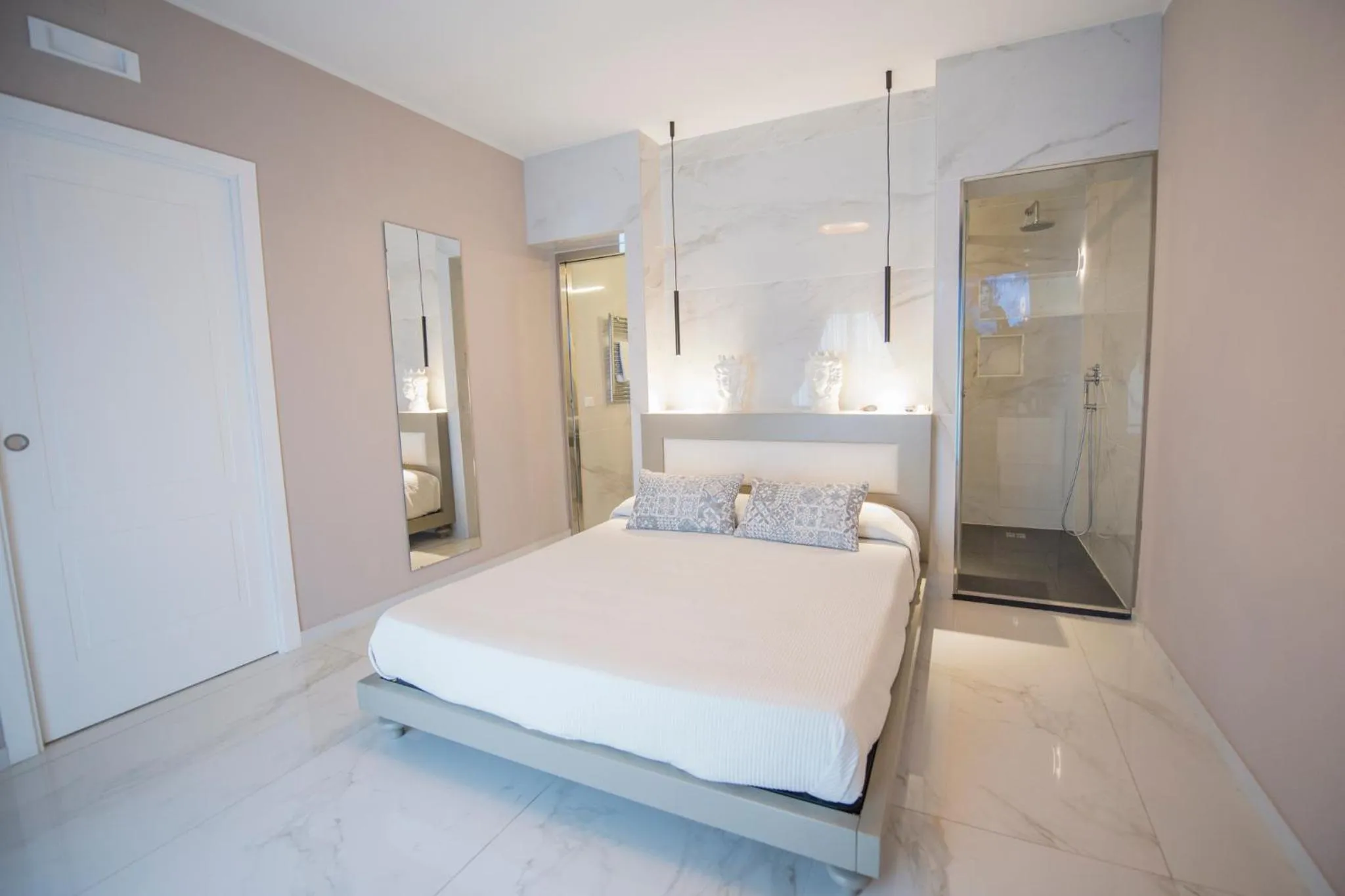 Photo of the whole room, Bed in Milazzo Aeolian Sea Port B&B