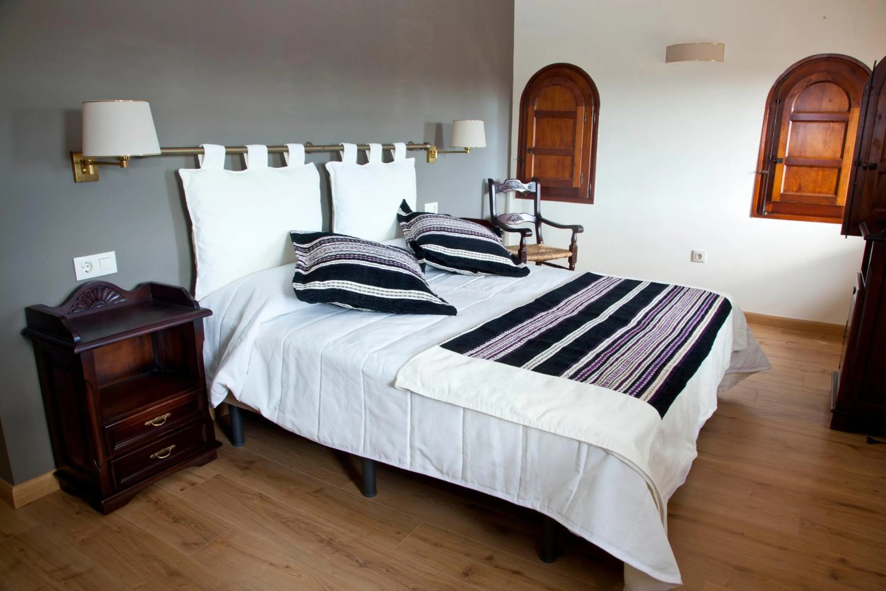 Bedroom, Bed in Hotel Cardenal Ram