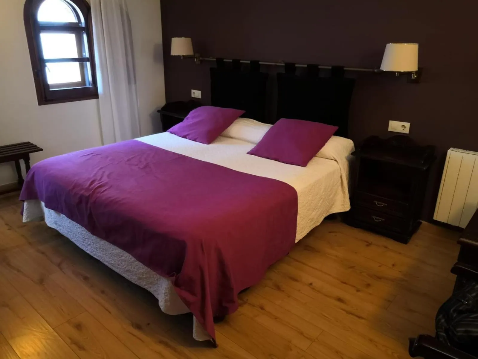 Bedroom, Bed in Hotel Cardenal Ram