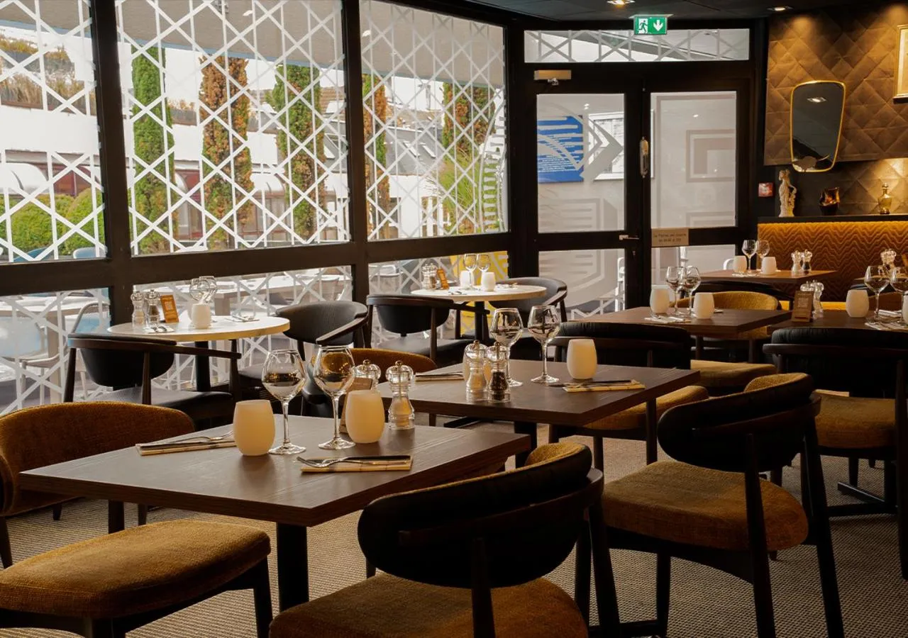 Restaurant/places to eat in Novotel Metz Centre