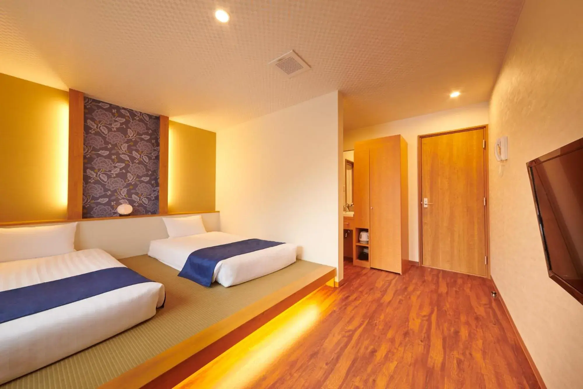 Superior Twin Room in Ichinomatsu Japanese Modern Hotel Superior Twin Room in Ichinomatsu Japanese Modern Hotel