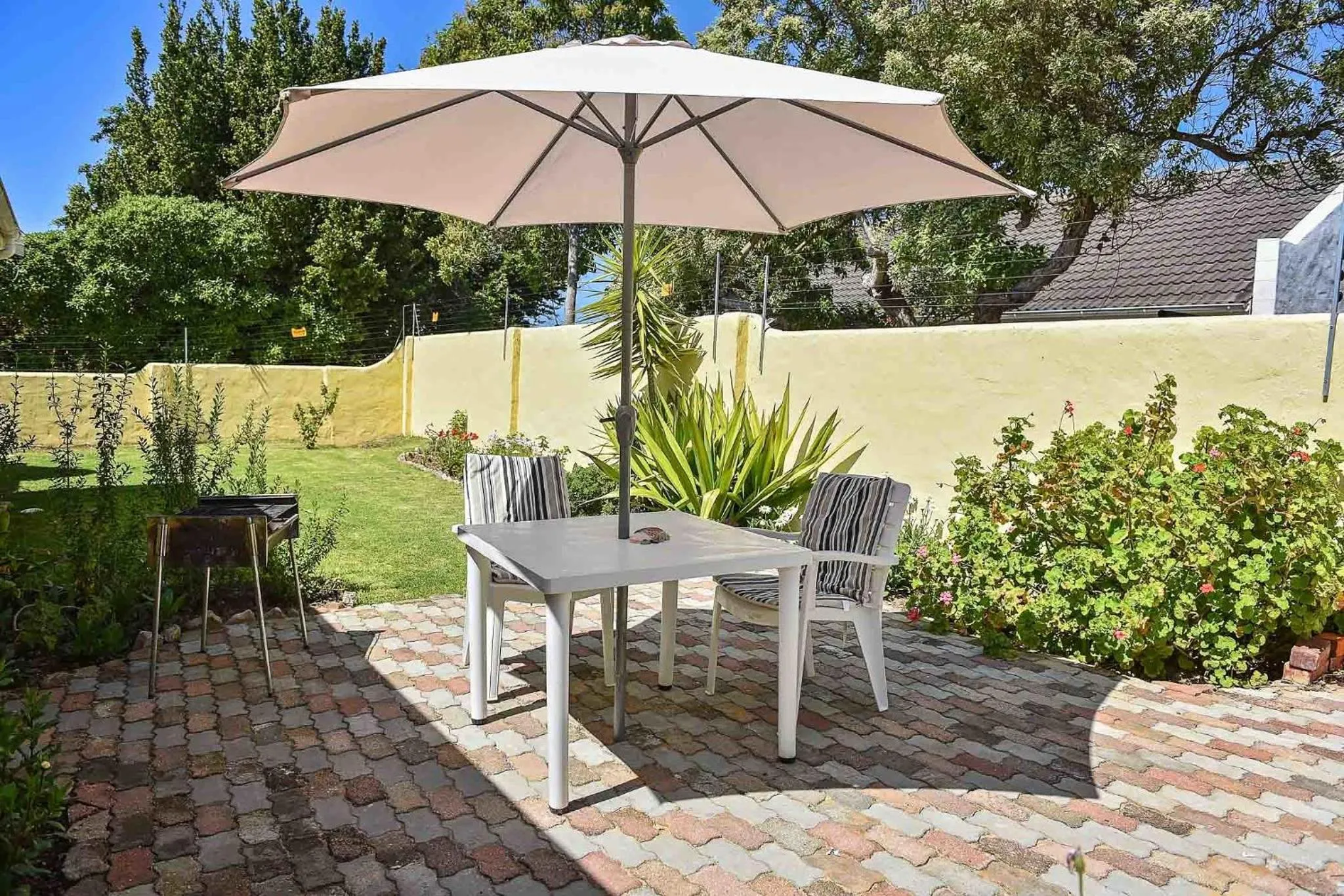 Patio in Mandalay Guest House Plettenberg Bay