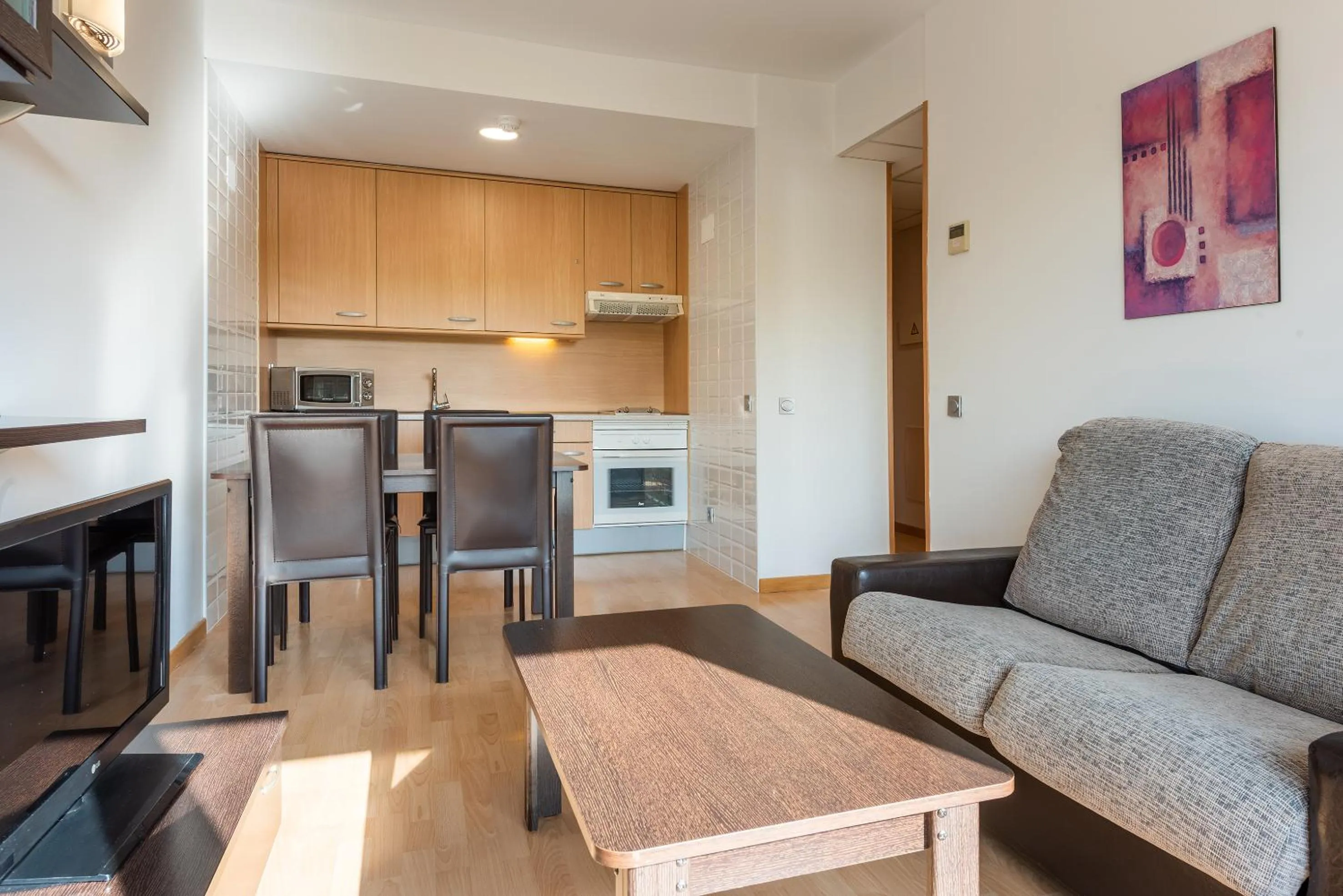 Bedroom in Madrid Airport Suites, Affiliated by Meliá