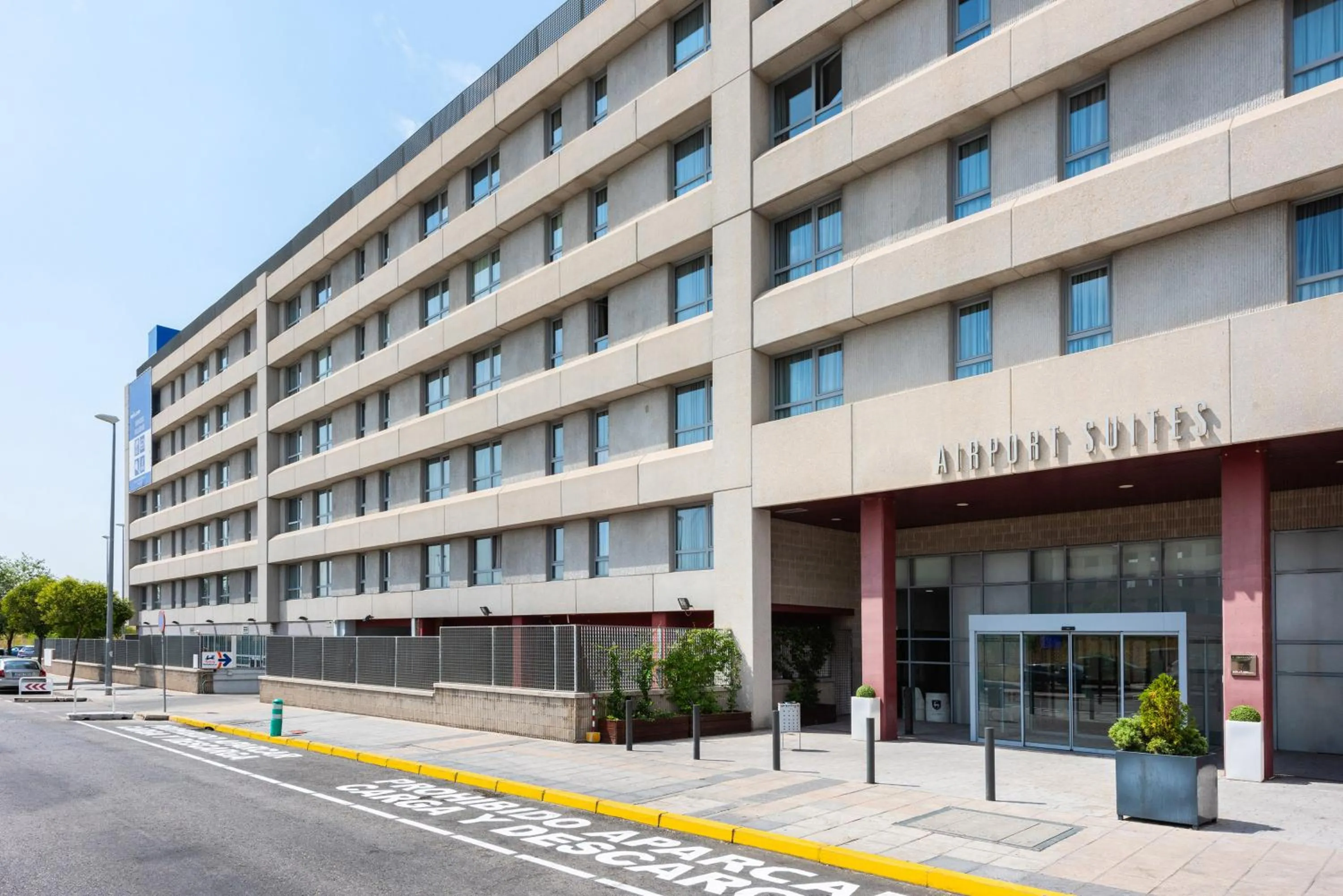 Facade/entrance in Madrid Airport Suites, Affiliated by Meliá