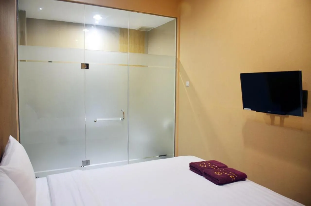 Photo of the whole room, TV/Entertainment Center in Great Star Premium Homestay