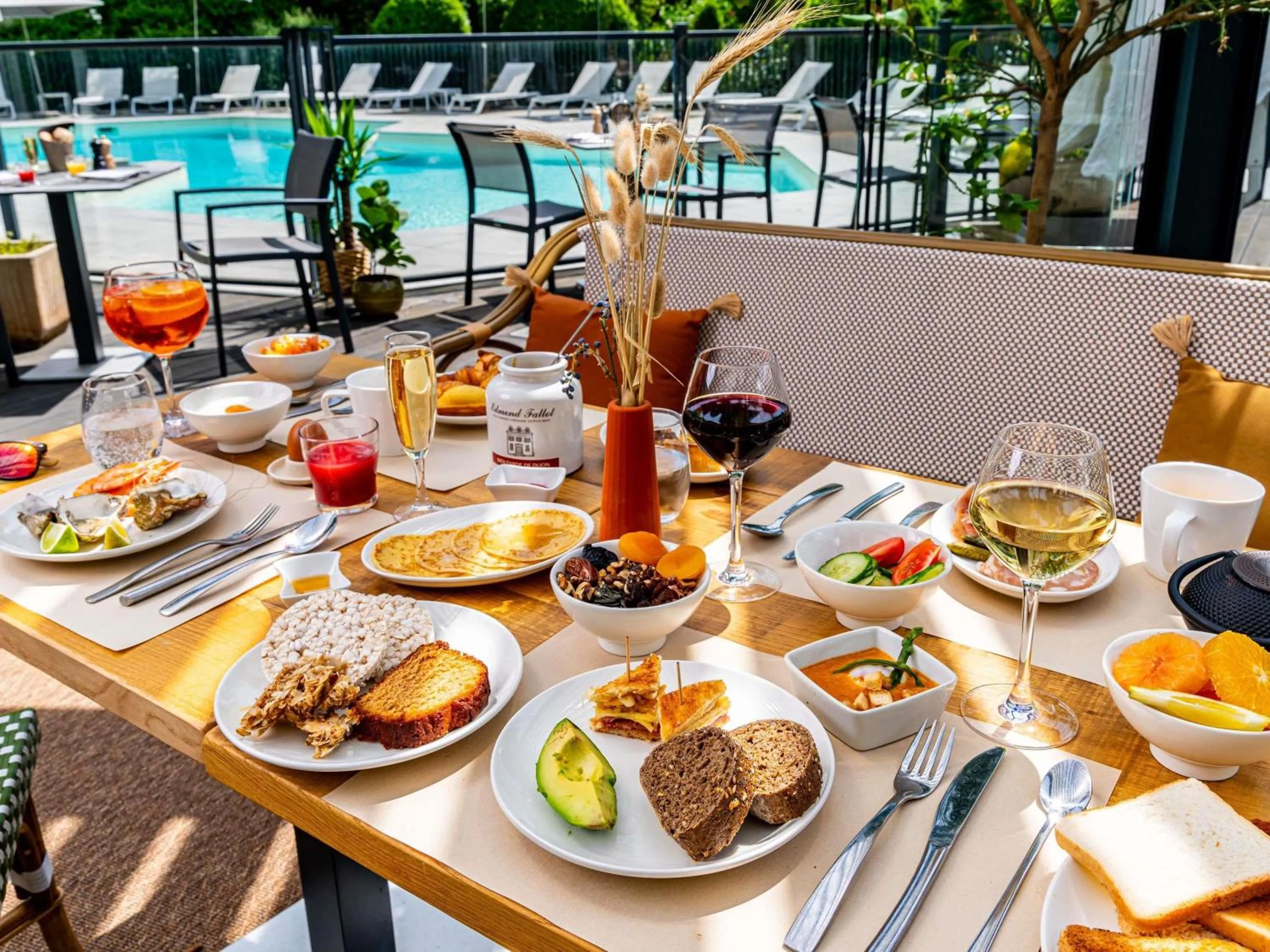 Restaurant/places to eat in Mercure Beaune Centre