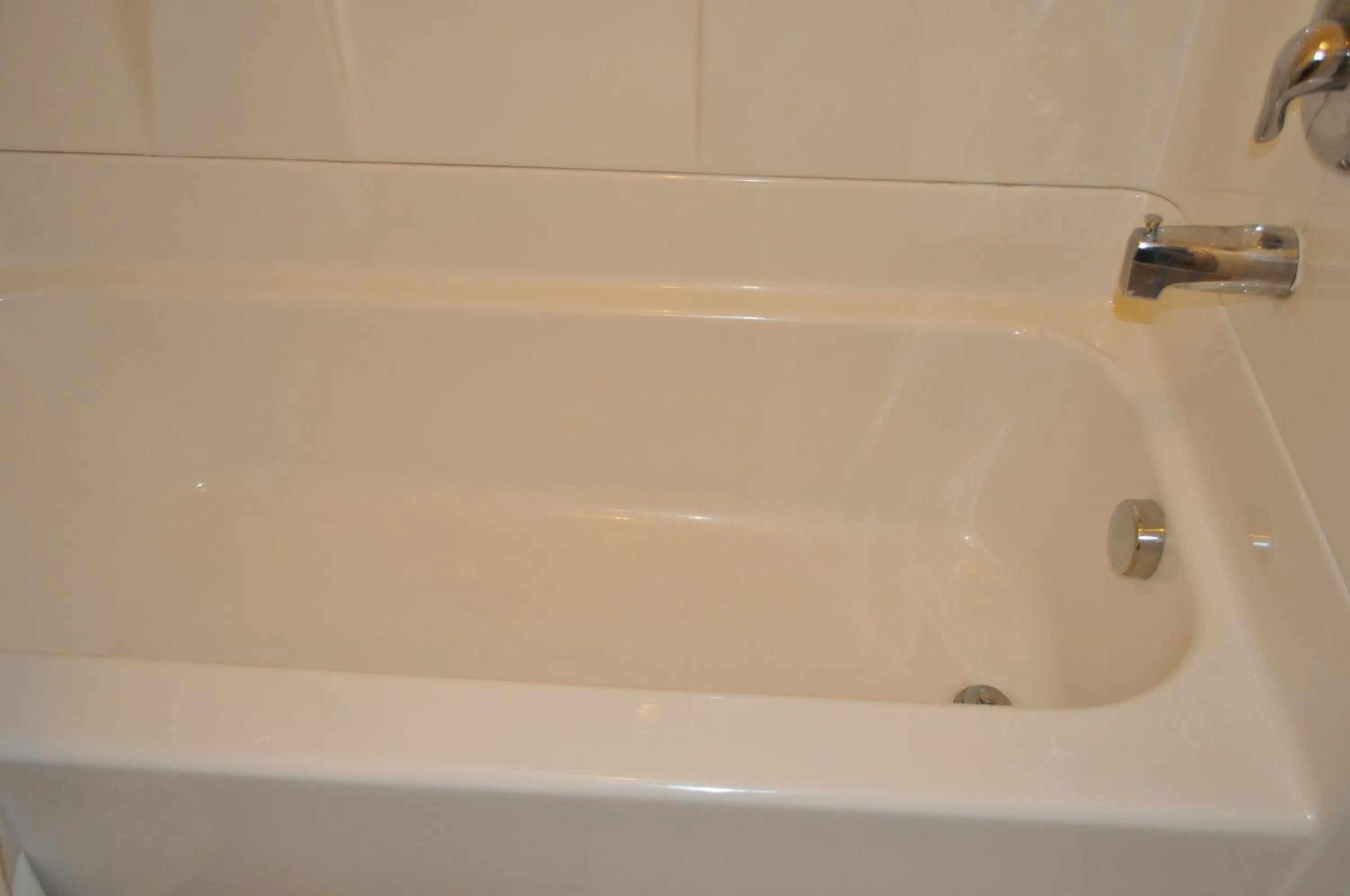 Bathroom in At 9 Motel