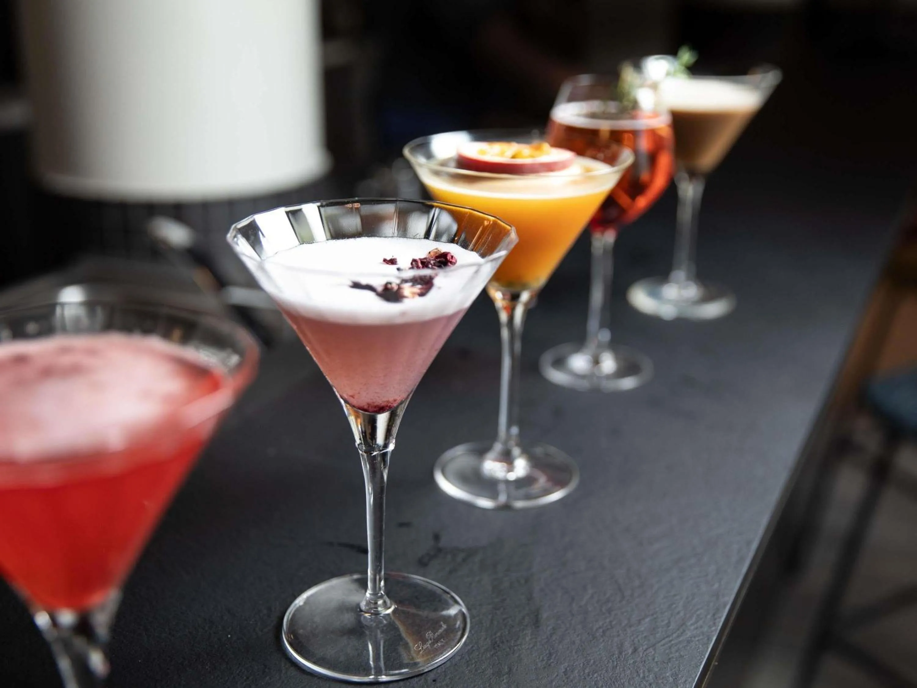 Lounge or bar in Hôtel Mercure Lyon Centre Charpennes Parc de la Tête d'Or