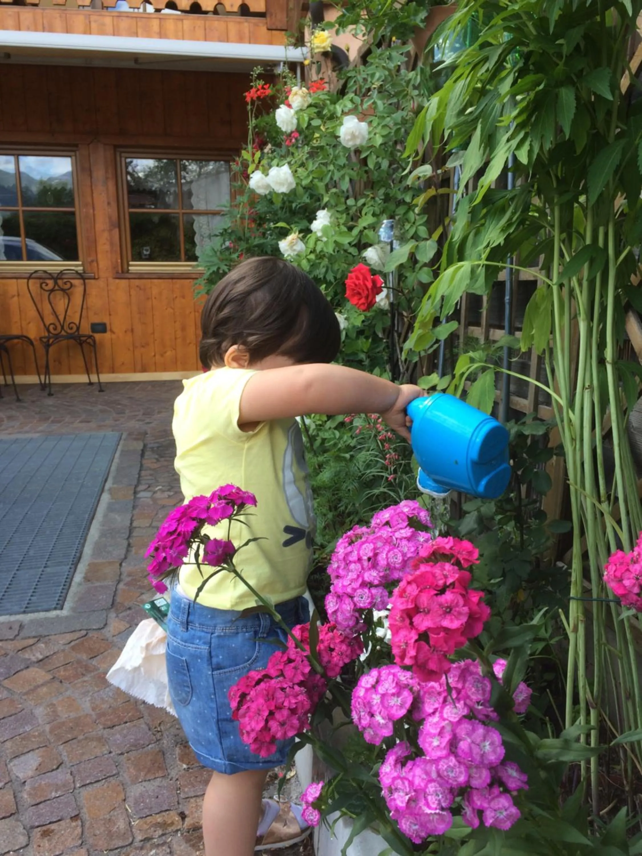 children in Hotel Garnì Salvanel