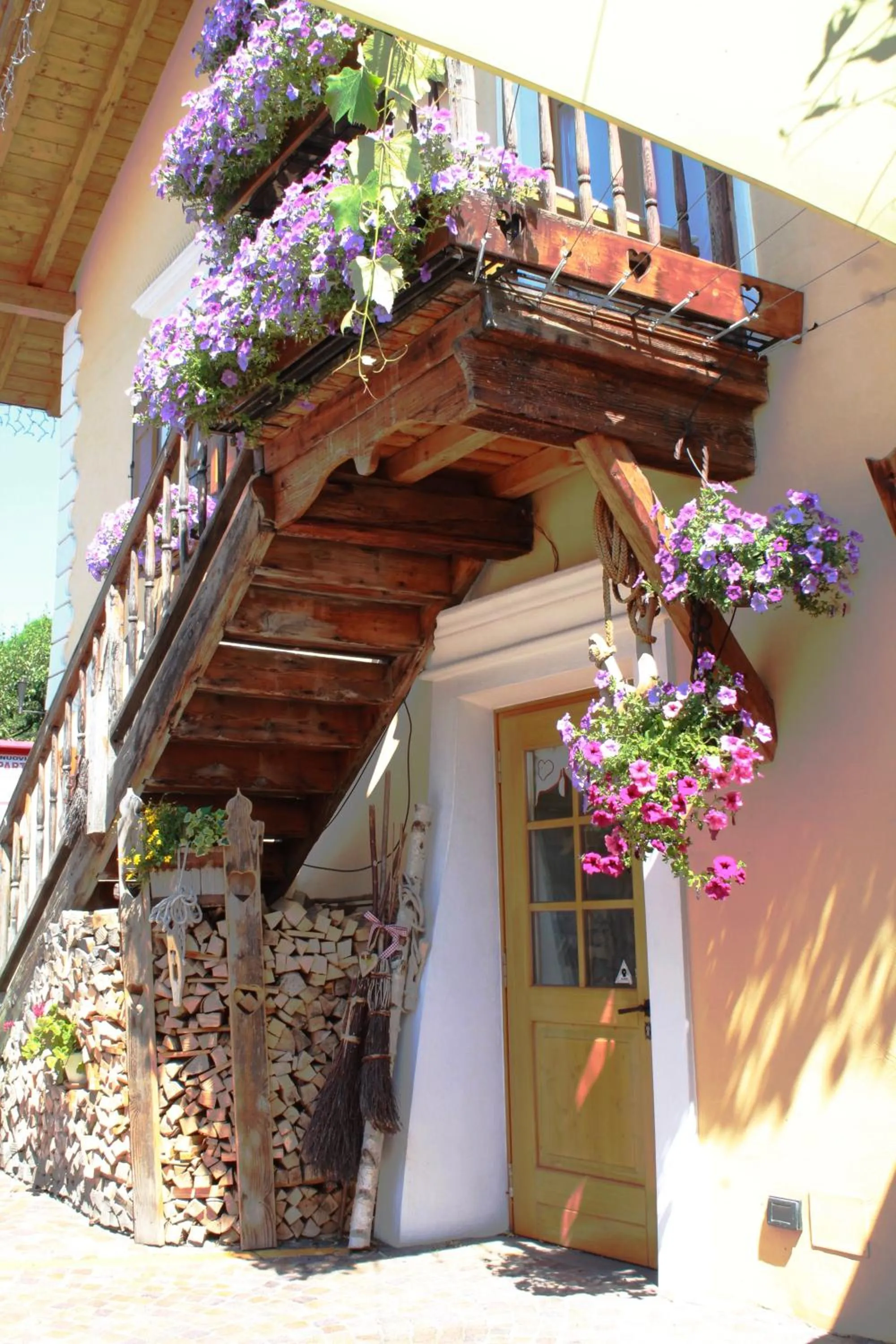Facade/entrance in Hotel Garnì Salvanel