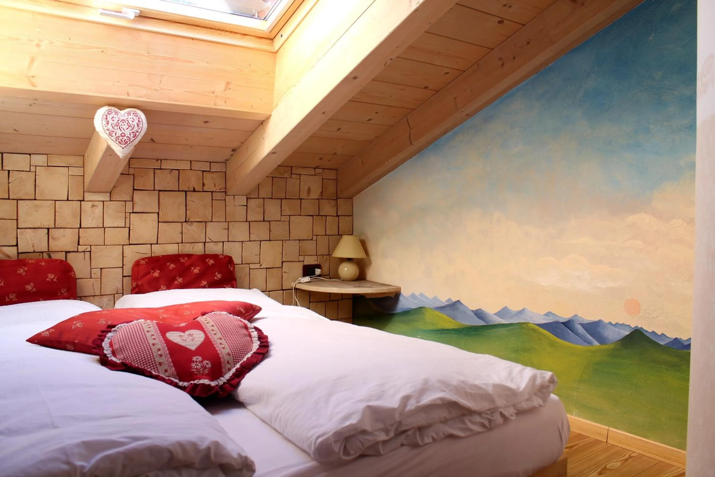 Photo of the whole room, Bed in Hotel Garnì Salvanel