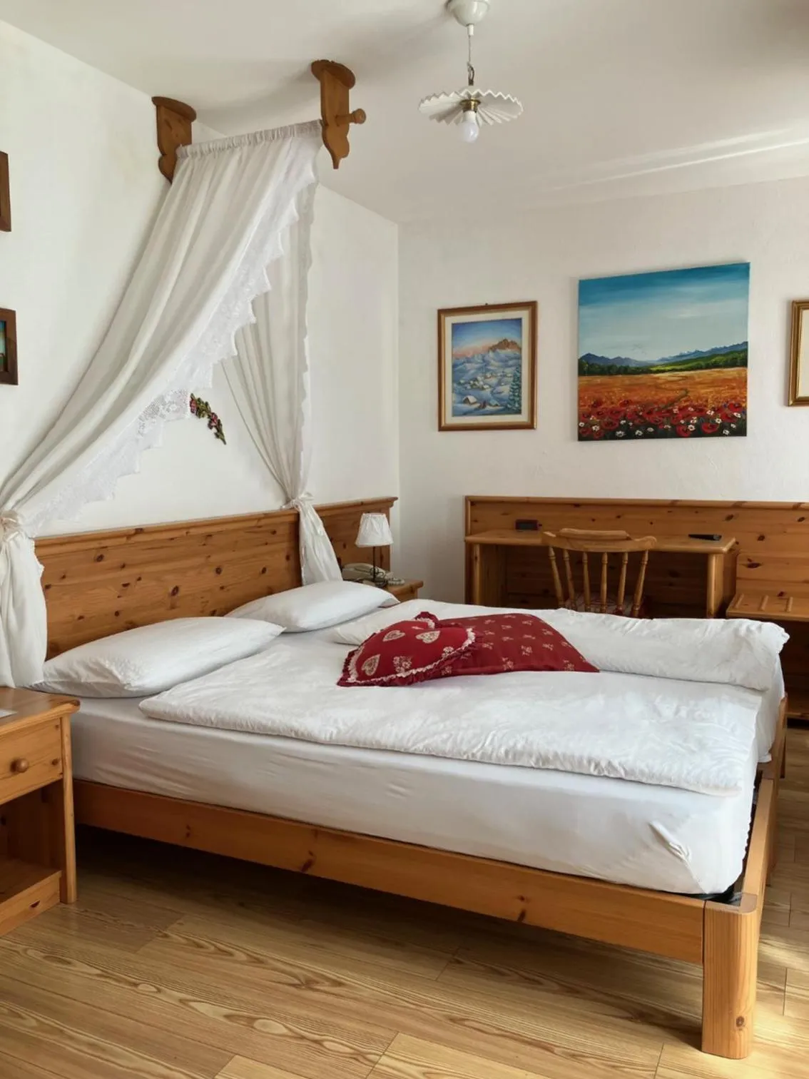 Photo of the whole room, Bed in Hotel Garnì Salvanel