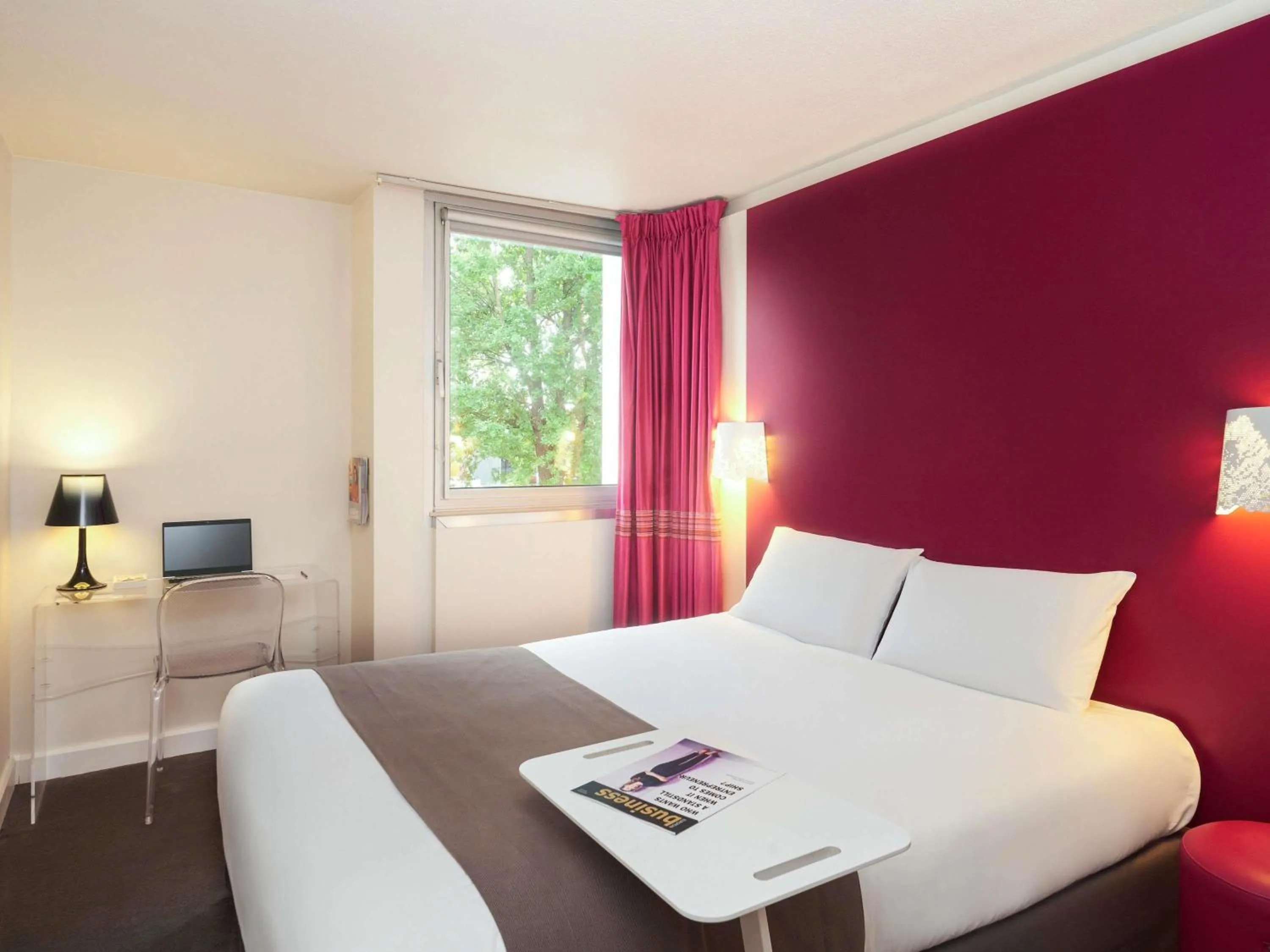 Bedroom, Bed in Mercure Le Mans Batignolles - Hotel & Spa