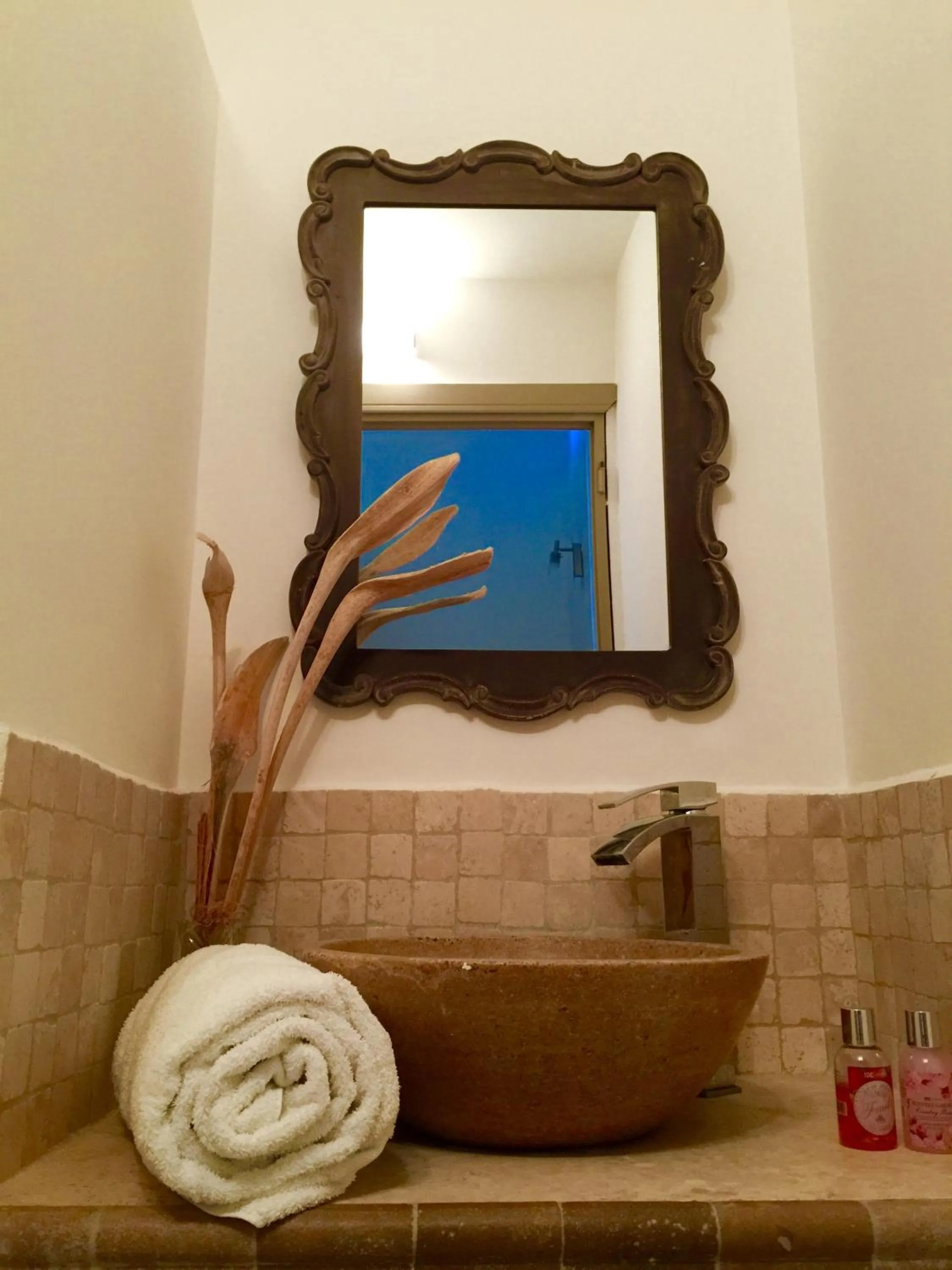 Bathroom in Le Mas des Roches à Velaux