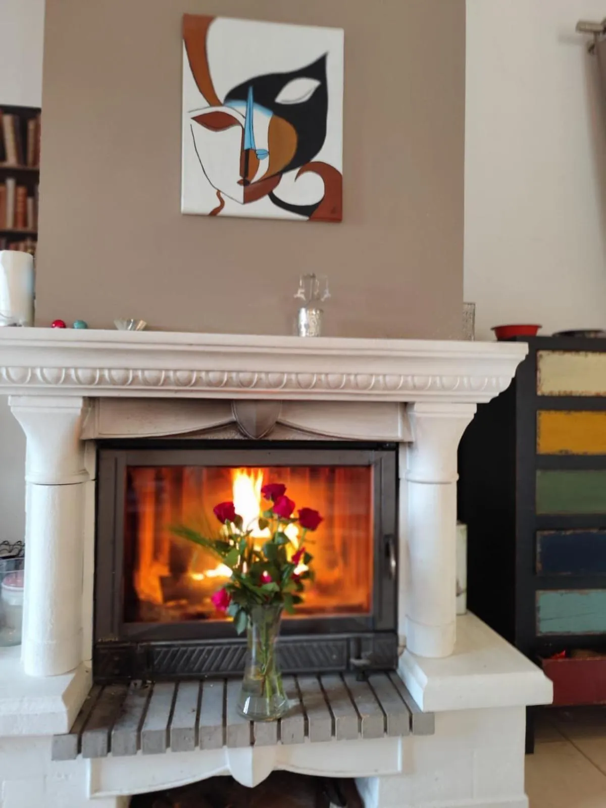 fireplace in Le Mas des Roches à Velaux