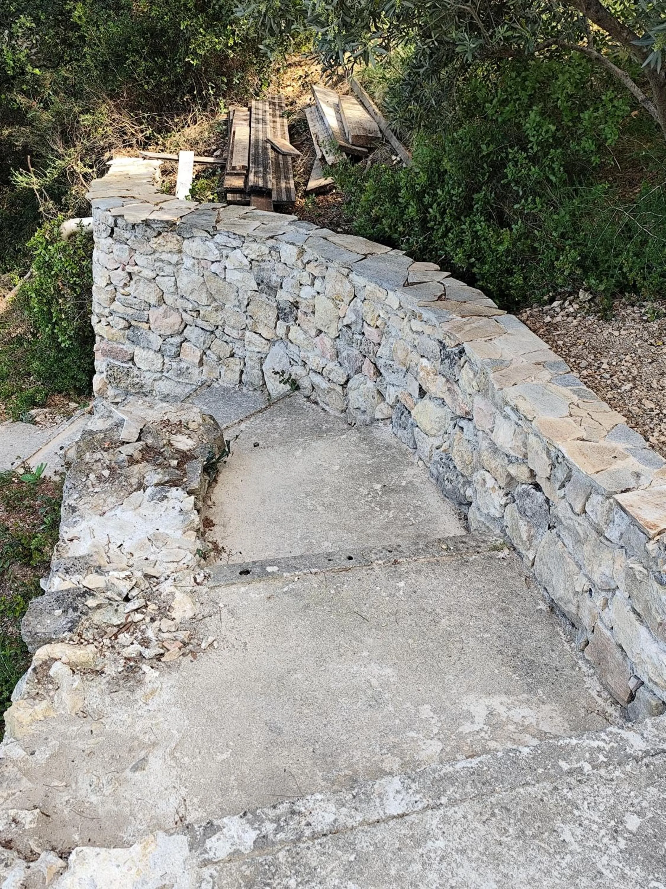 Garden in Le Mas des Roches à Velaux