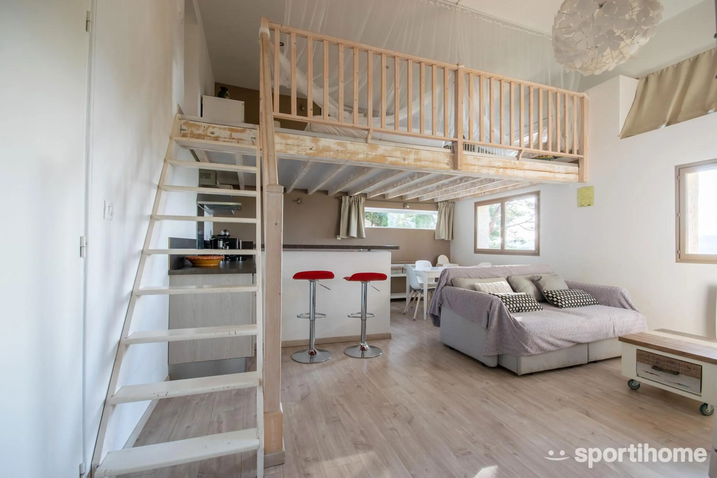 Kitchen or kitchenette, Bed in Le Mas des Roches à Velaux