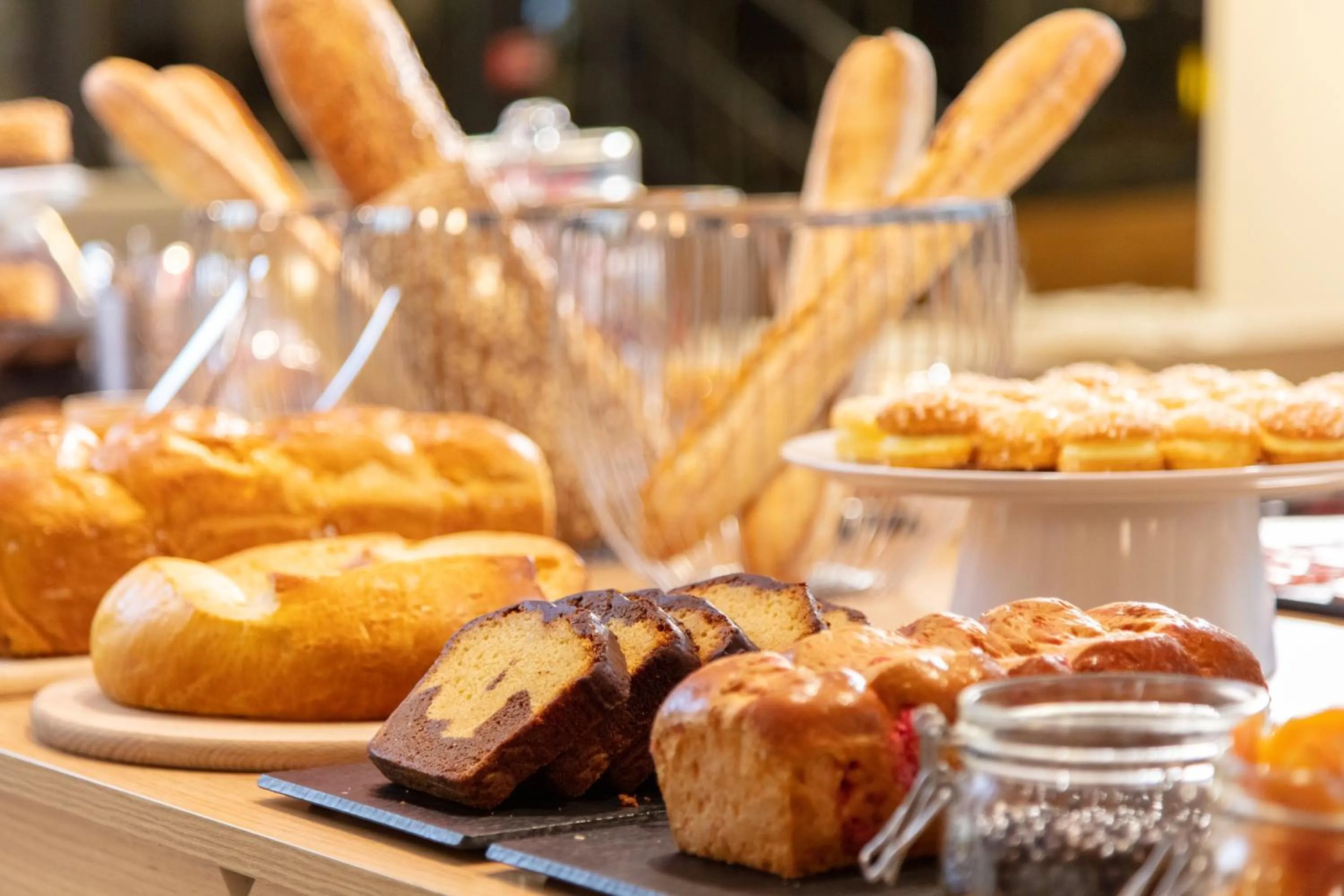 Buffet breakfast in Mercure Marseille Centre Prado Vélodrome