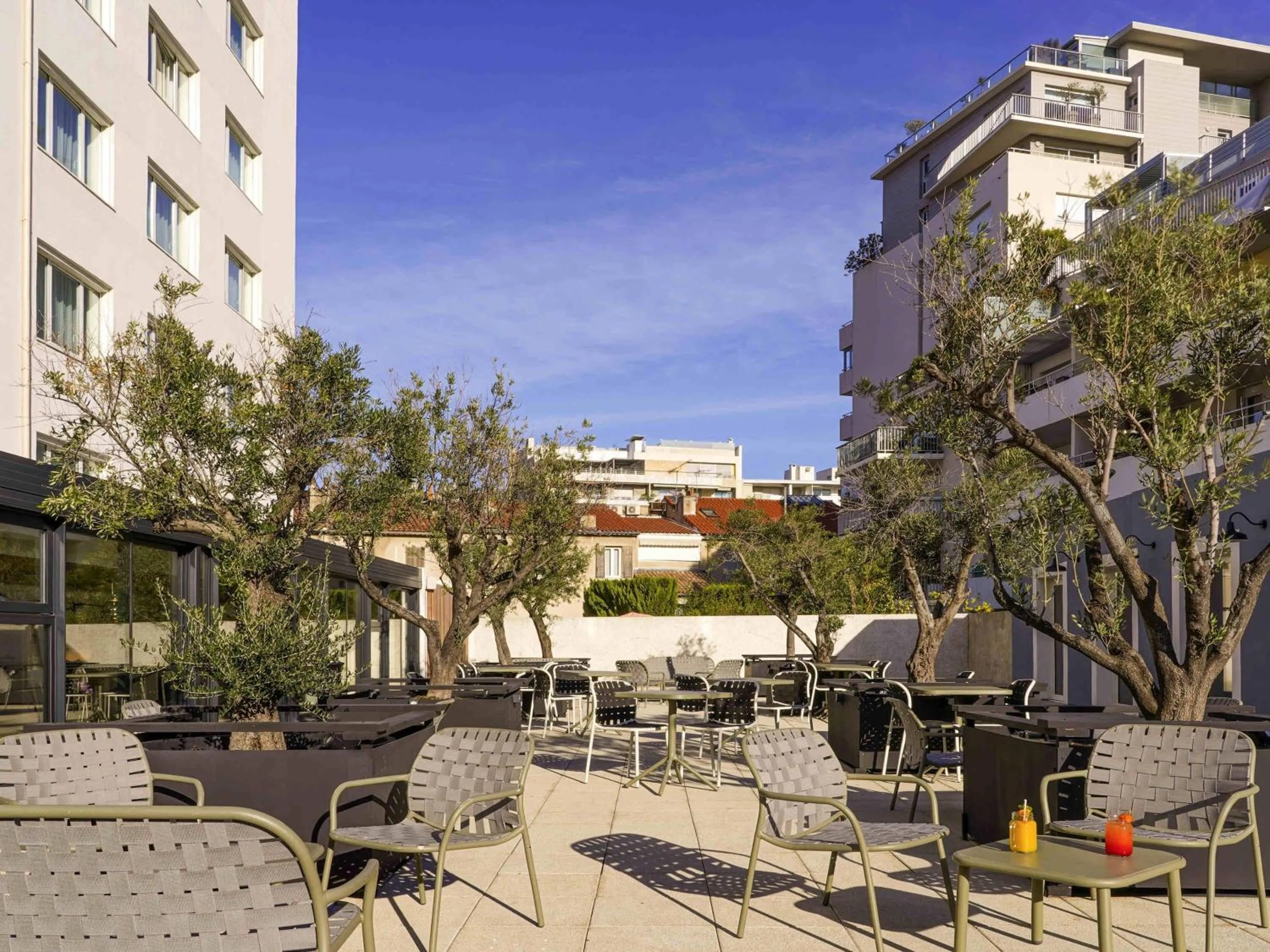 Lounge or bar in Mercure Marseille Centre Prado Vélodrome