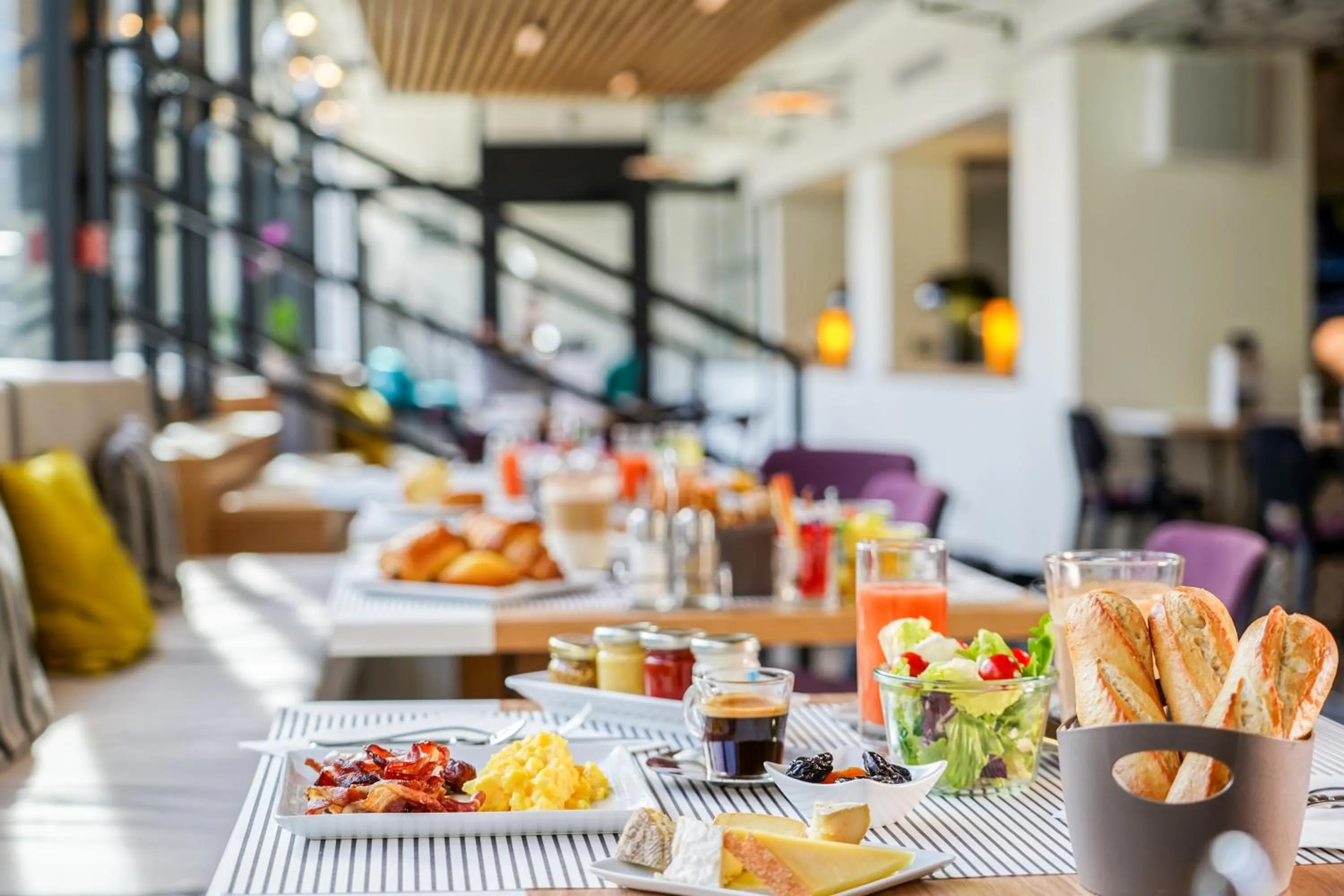 Breakfast in Mercure Marseille Centre Prado Vélodrome