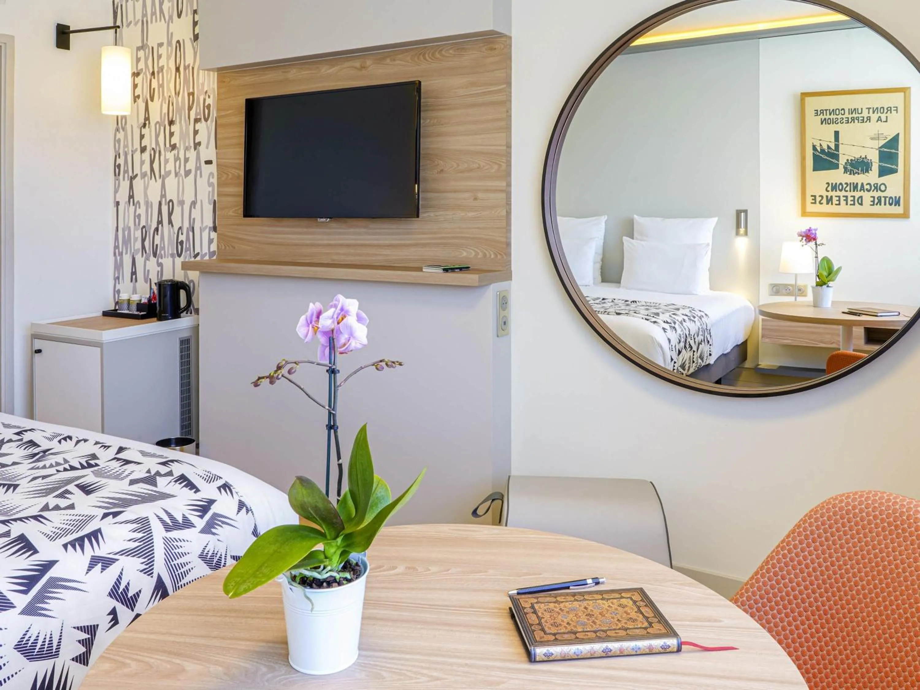 Bedroom, Bed in Mercure Marseille Centre Prado Vélodrome