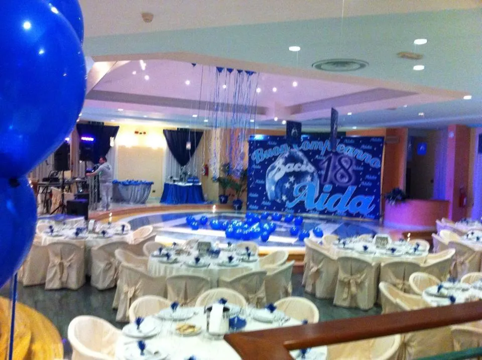 Restaurant/places to eat in Hotel Club San Diego