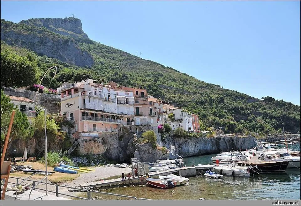 Property building in Hotel Club San Diego