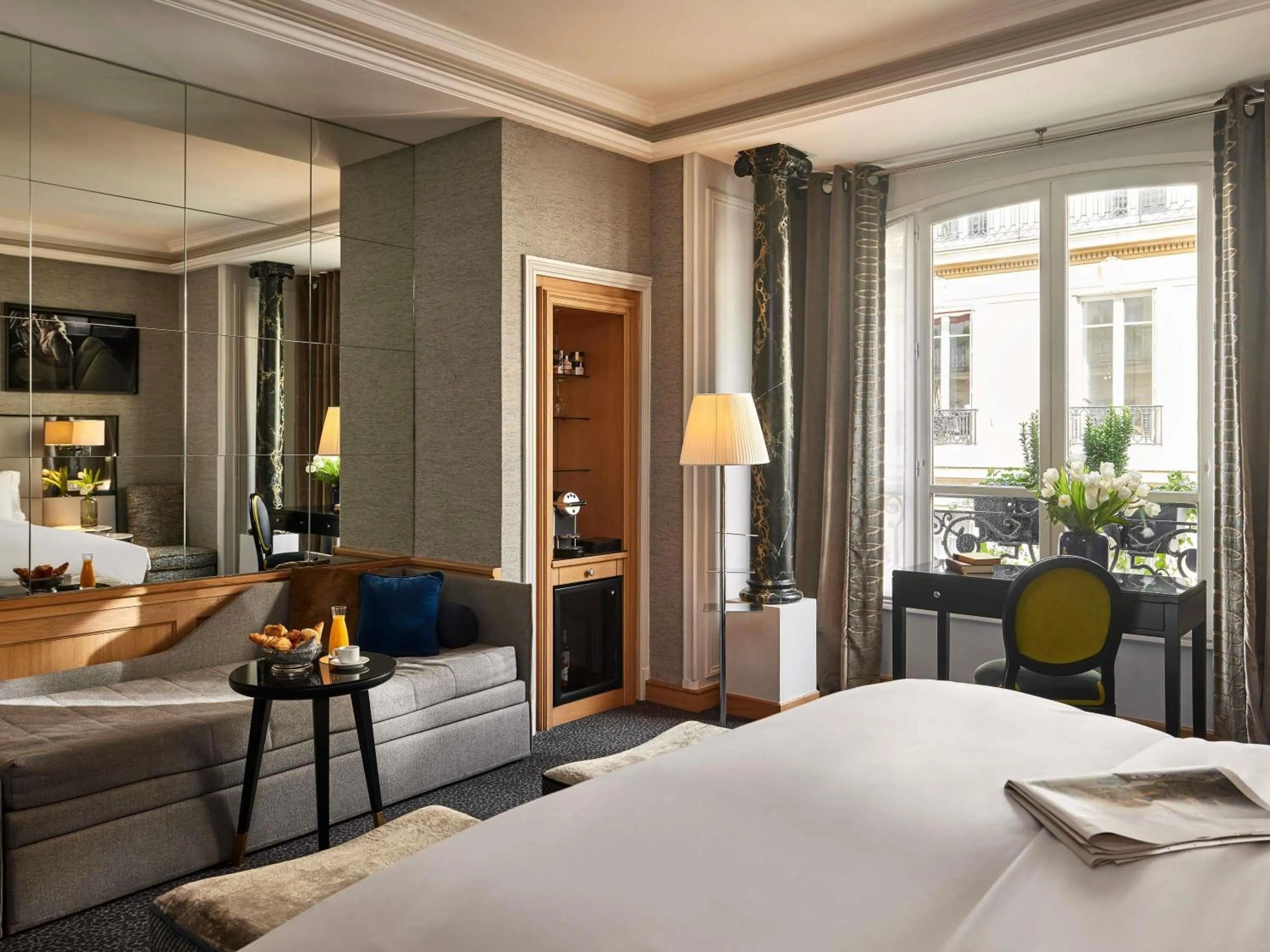 Bedroom, Bed in Sofitel Paris Baltimore Tour Eiffel