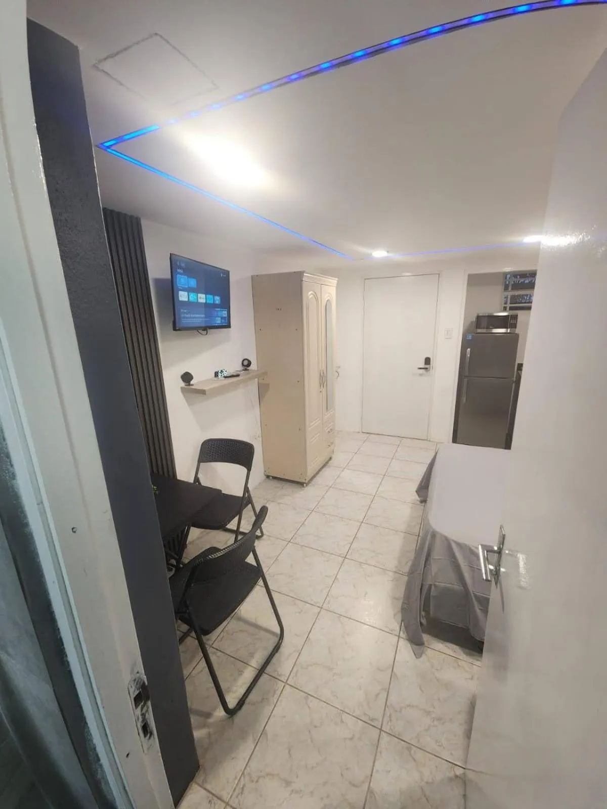 Photo of the whole room in A1 Apartments Aruba